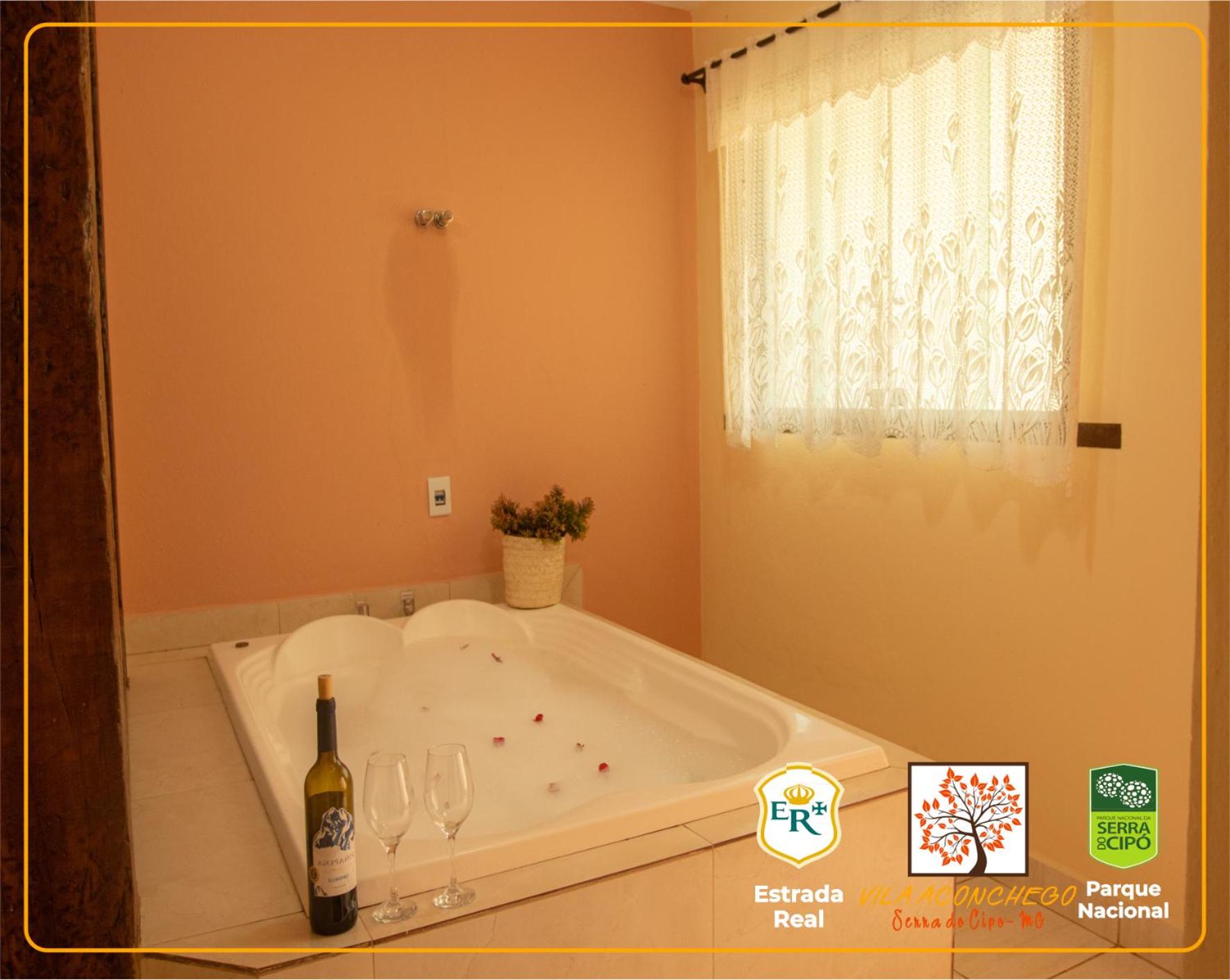 Double Room with Spa Bath photo 1