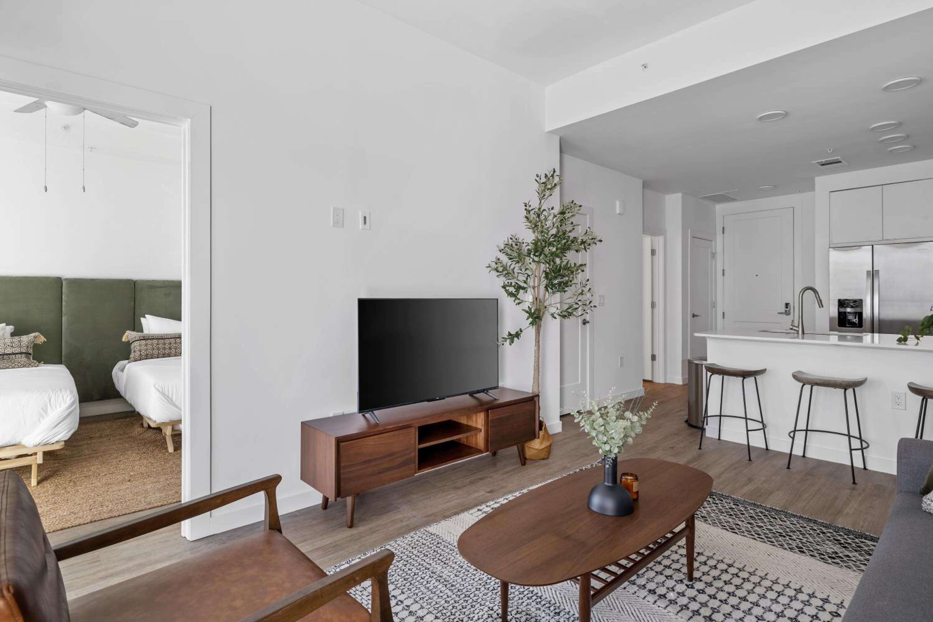 One Bedroom Suite - Full/Twin