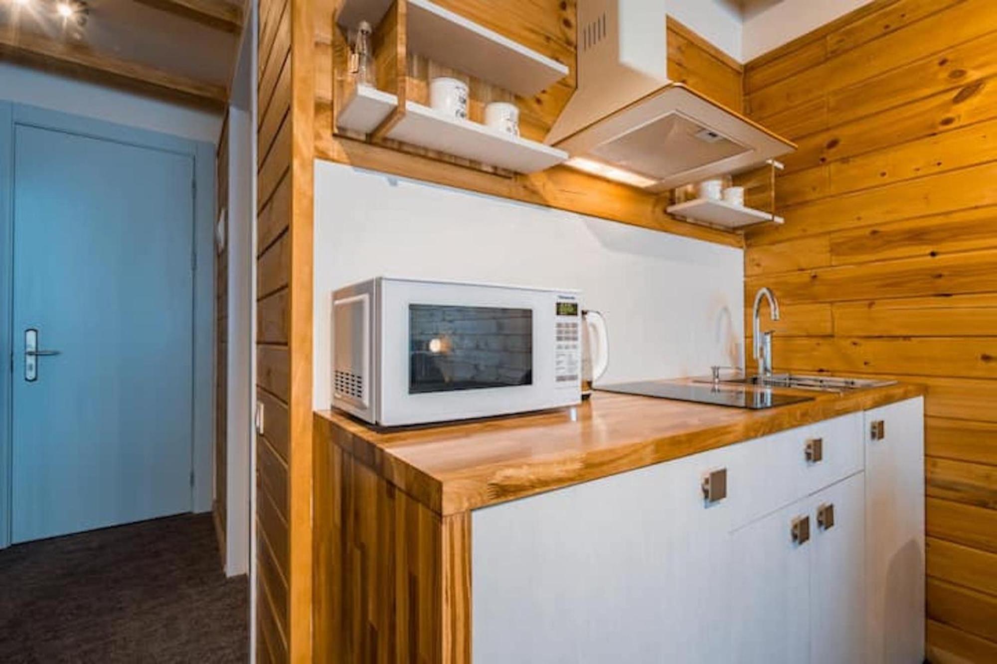 Apartment with Mountain View photo 3