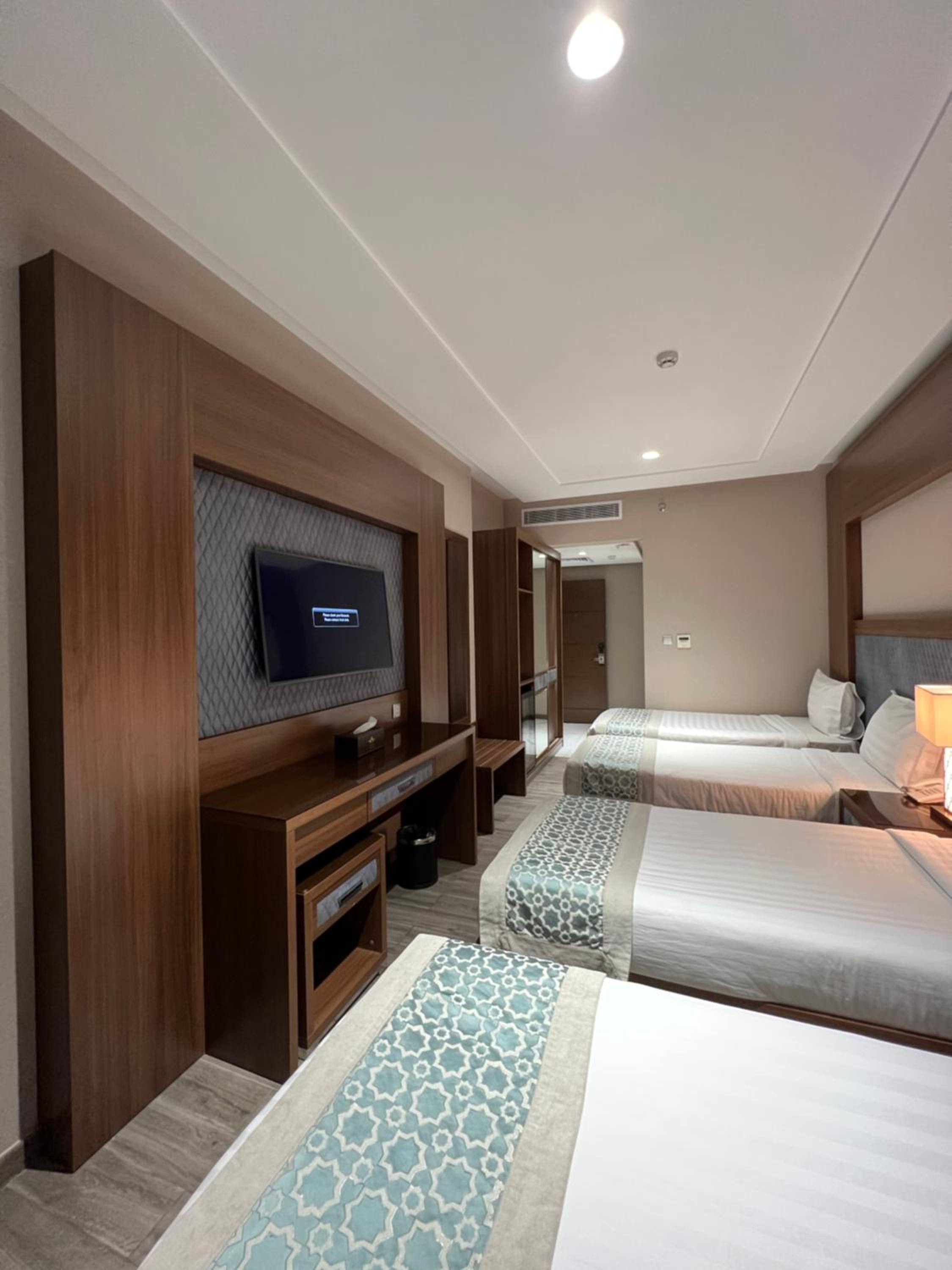 Quadruple Room - Photo 3