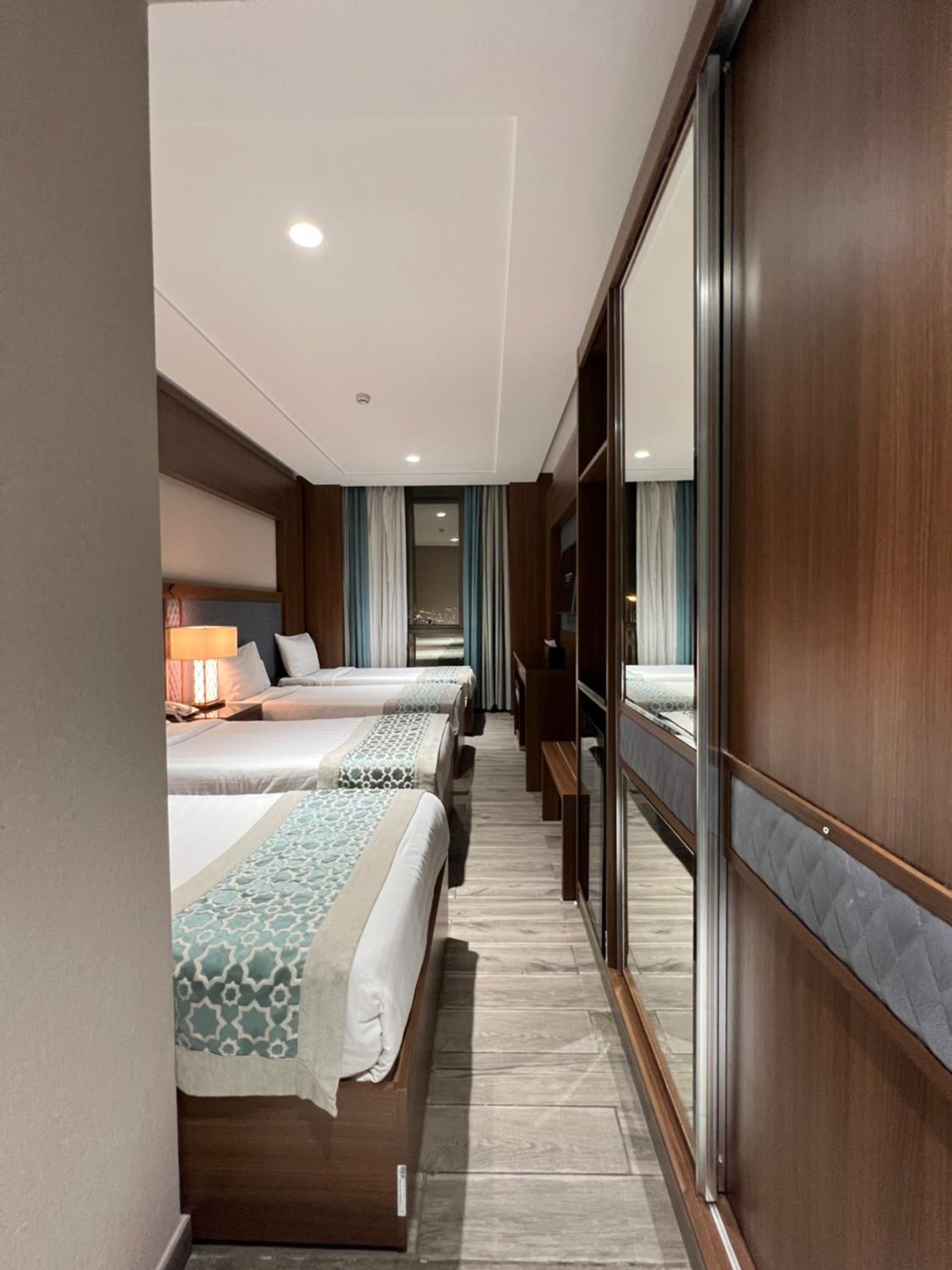 Quadruple Room - Photo 5