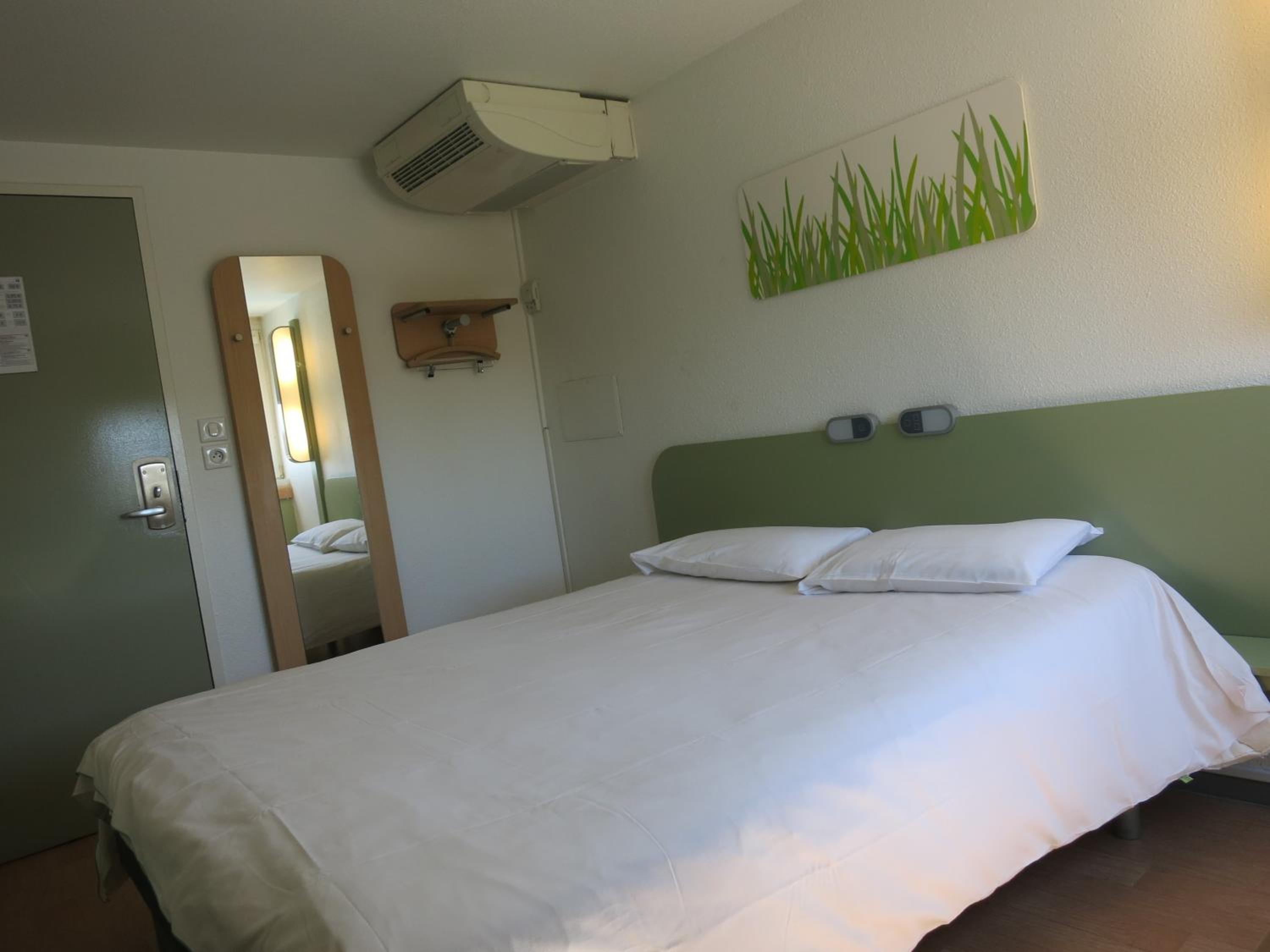Double Room - Photo 3