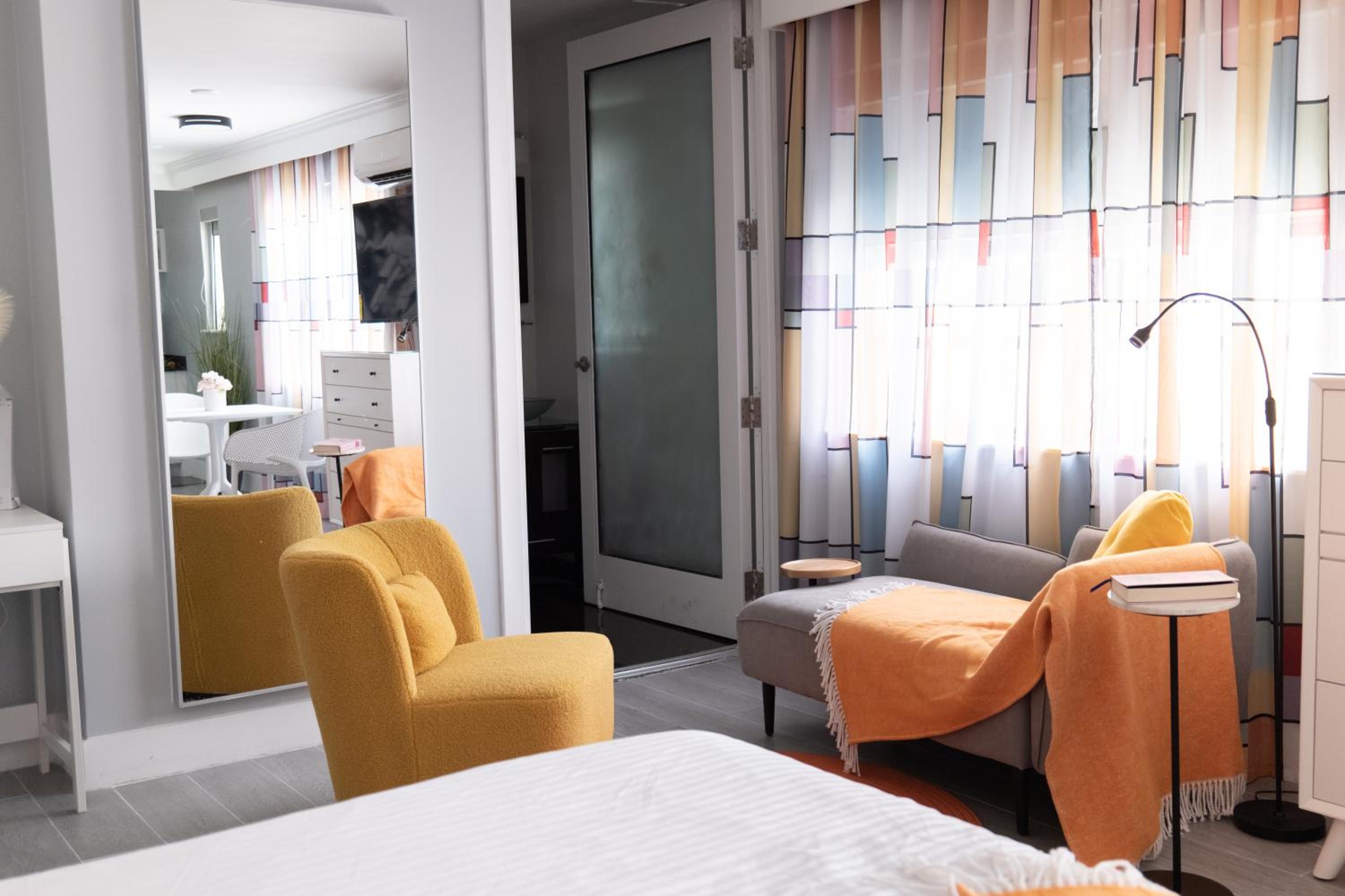 Suite with One King Bed