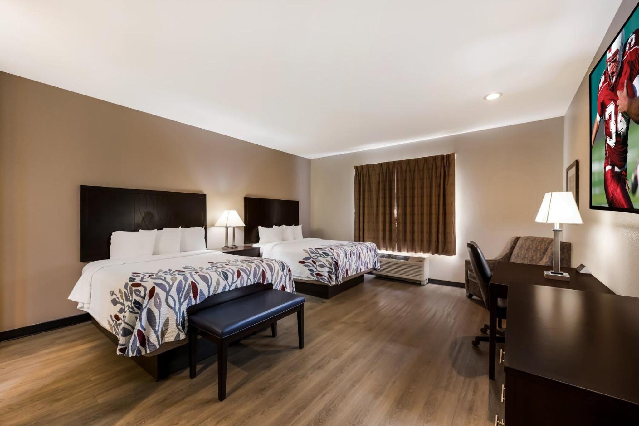 Superior Room with Two Queen Beds with Kitchen Smoke Free