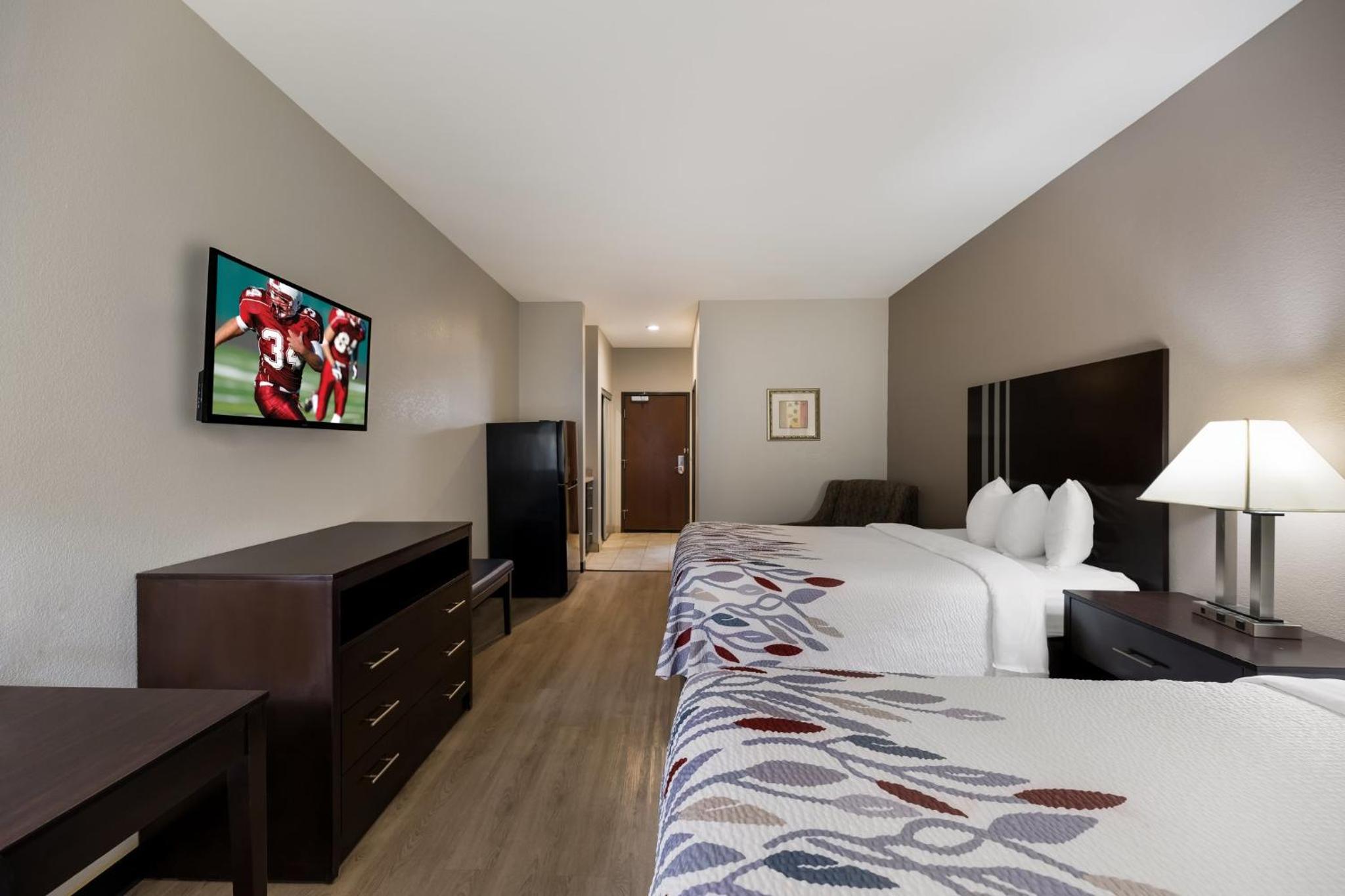 Superior Room with Two Queen Beds Walk-In Shower Smoke Free photo 3