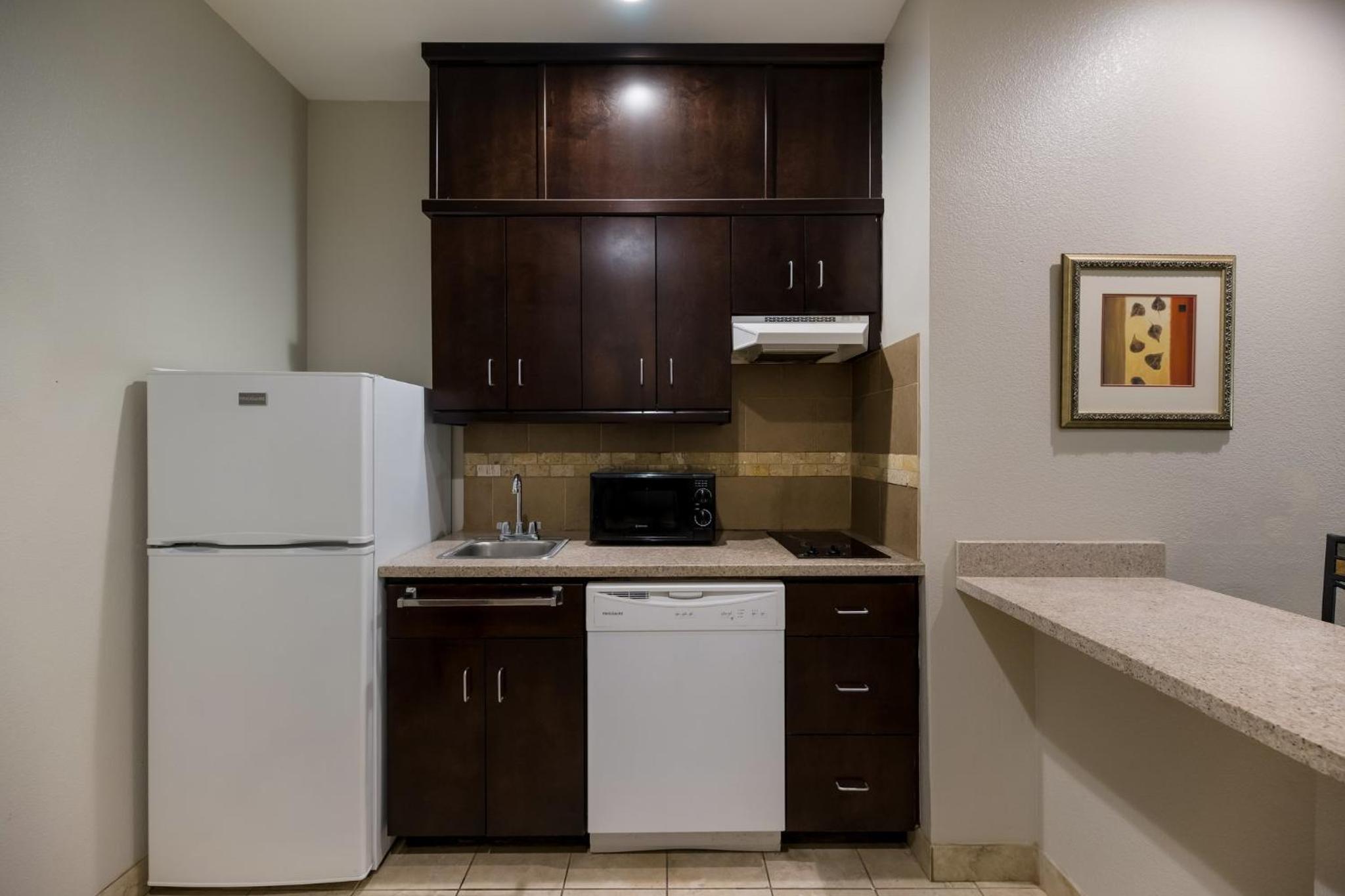 Superior Room with Two Queen Beds with Kitchen Smoke Free photo 2