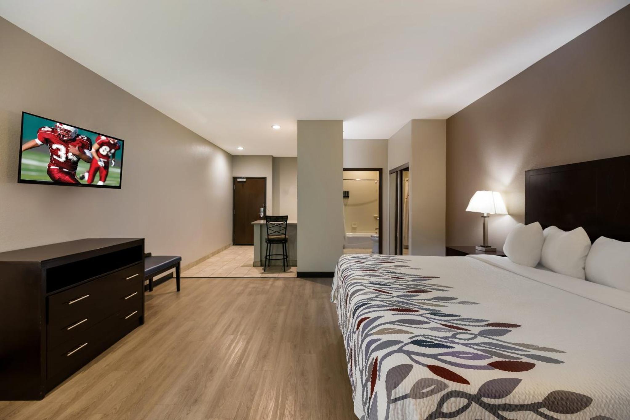 Superior King Room with Kitchen Smoke Free photo 2