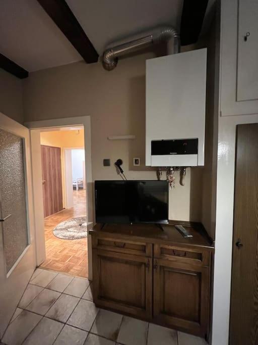 Three-Bedroom Apartment photo 2