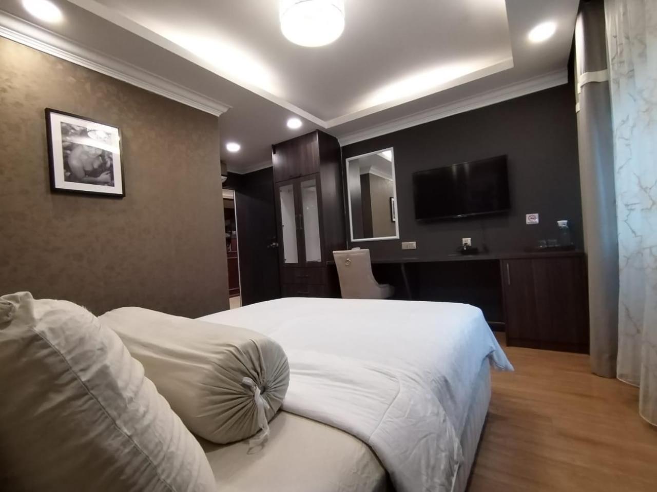 Deluxe Queen Room photo 1