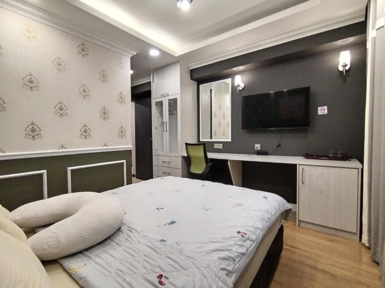 Standard Queen Room photo 3