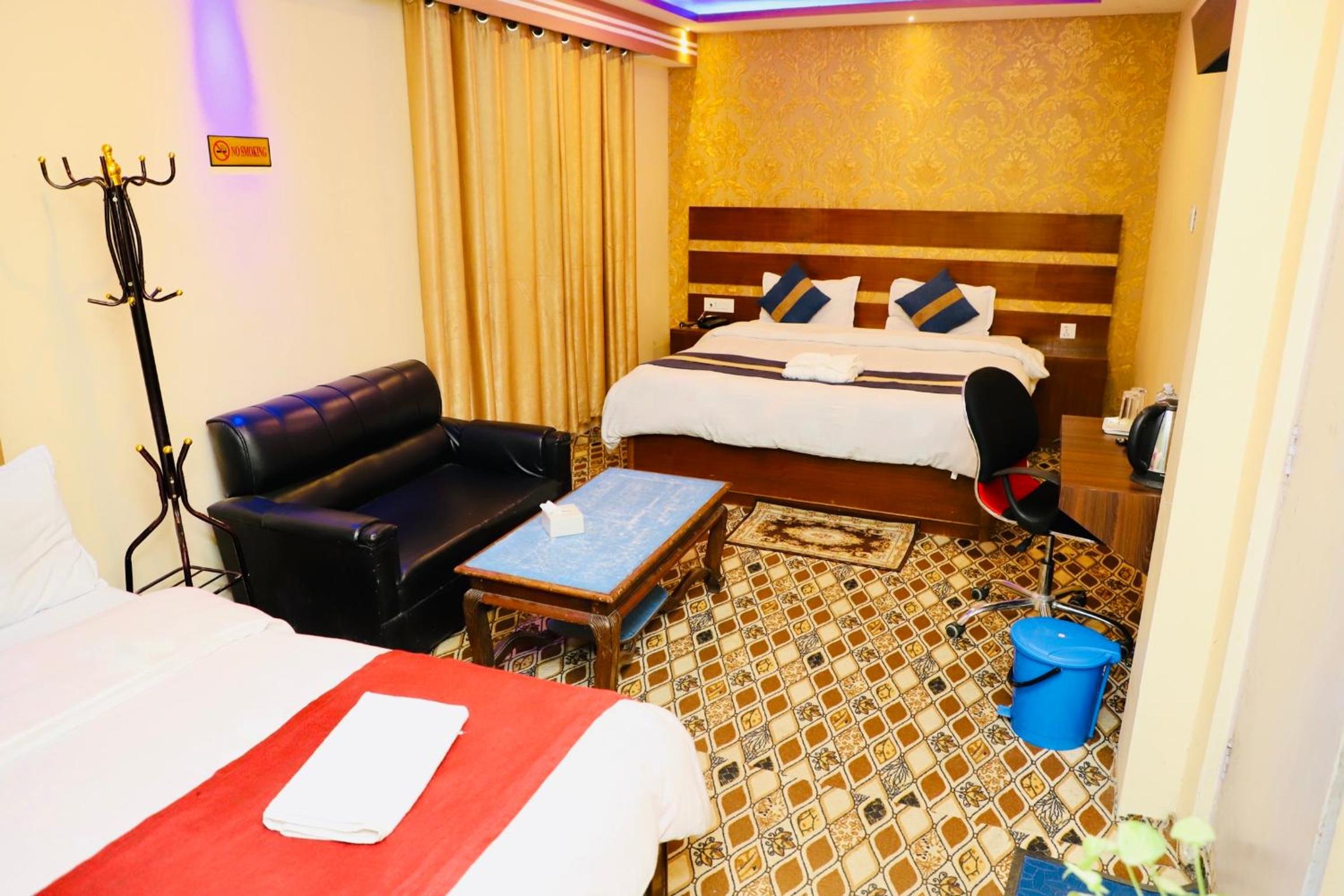 Deluxe Double or Twin Room with Garden View photo 2