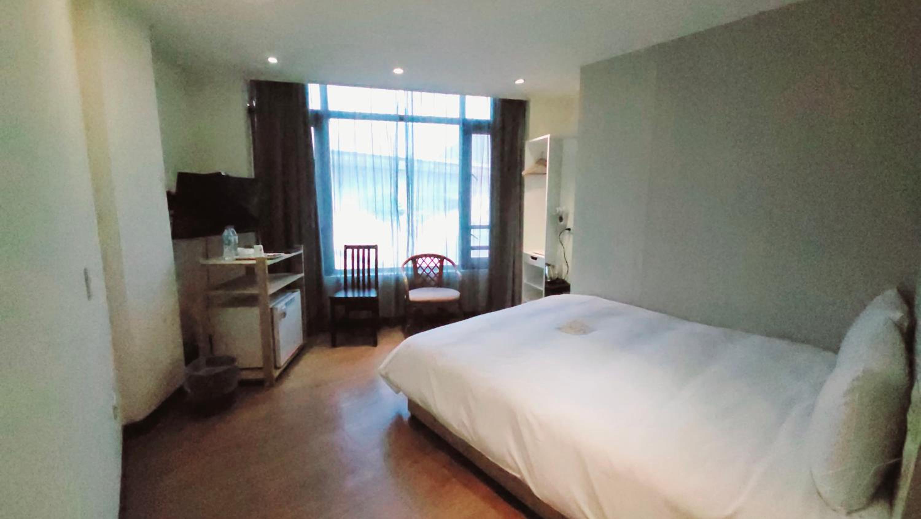 Double Room - Disability Access photo 2