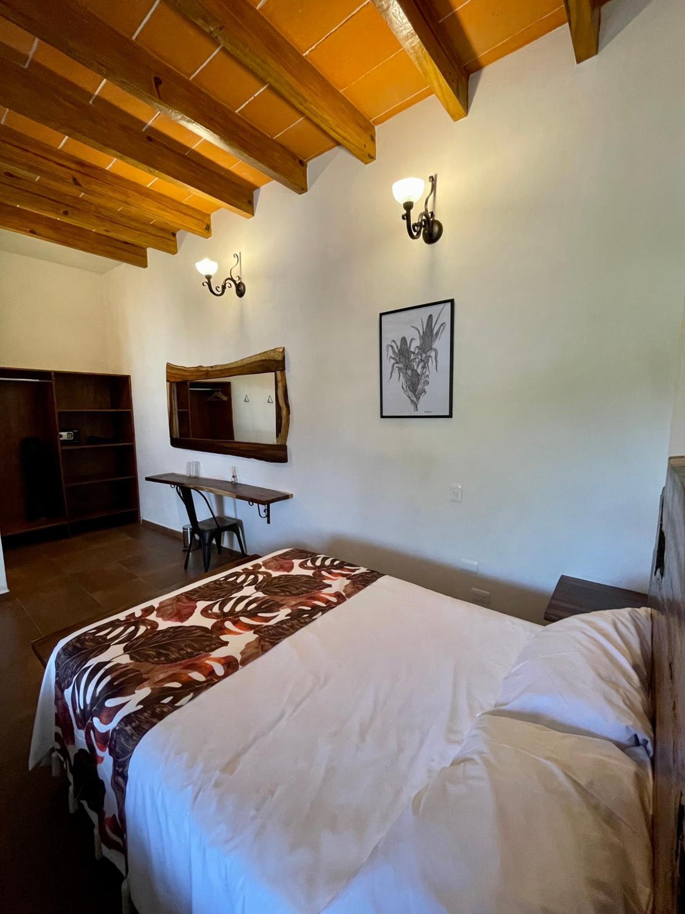 Quadruple Room - Photo 2