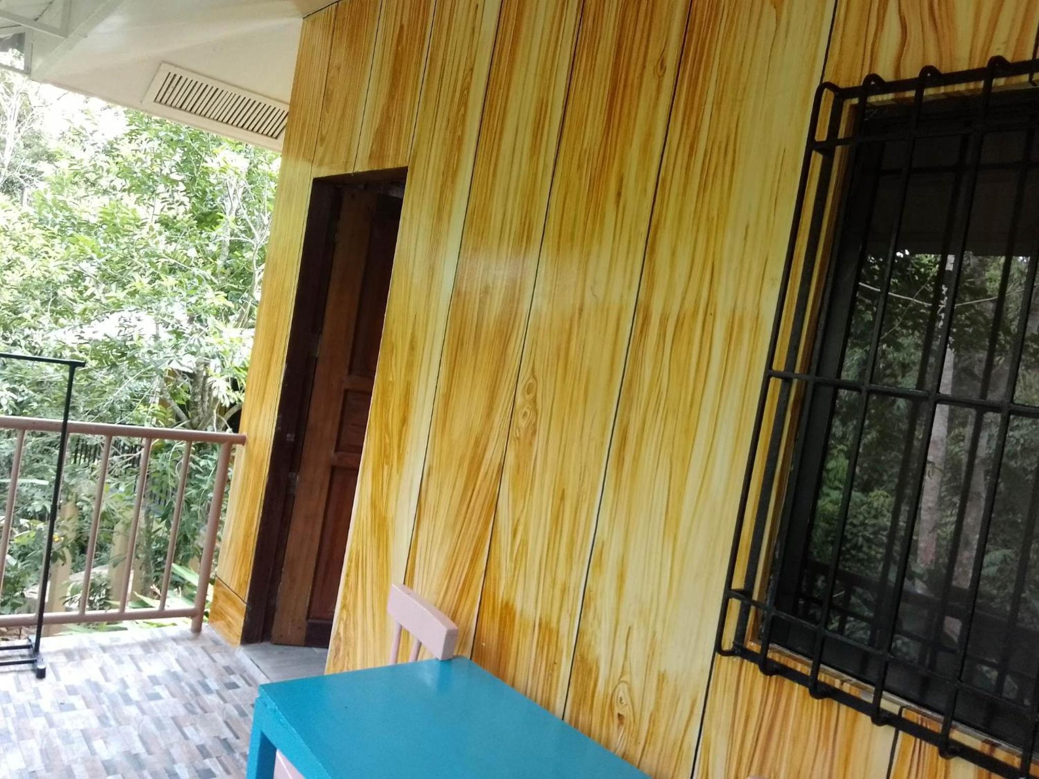 Double or Twin Room with Balcony - Photo 16