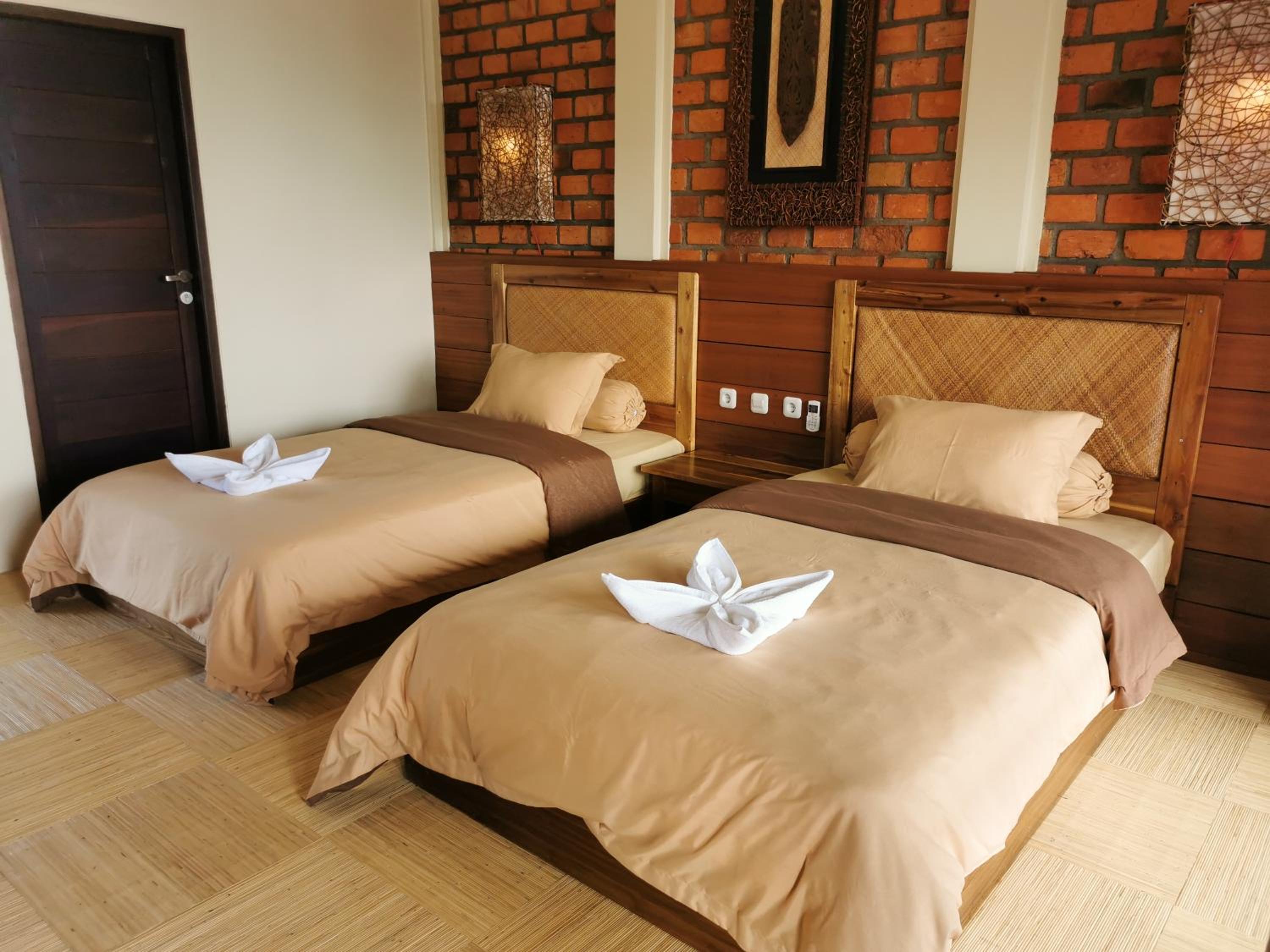 Standard Queen Room - Photo 6