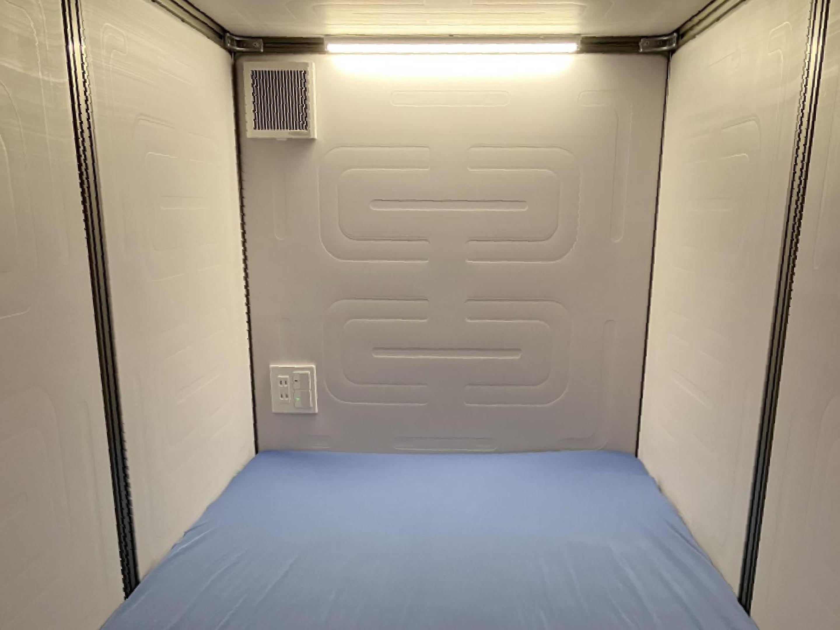 Bunk Bed in Male Dormitory Room  photo 2