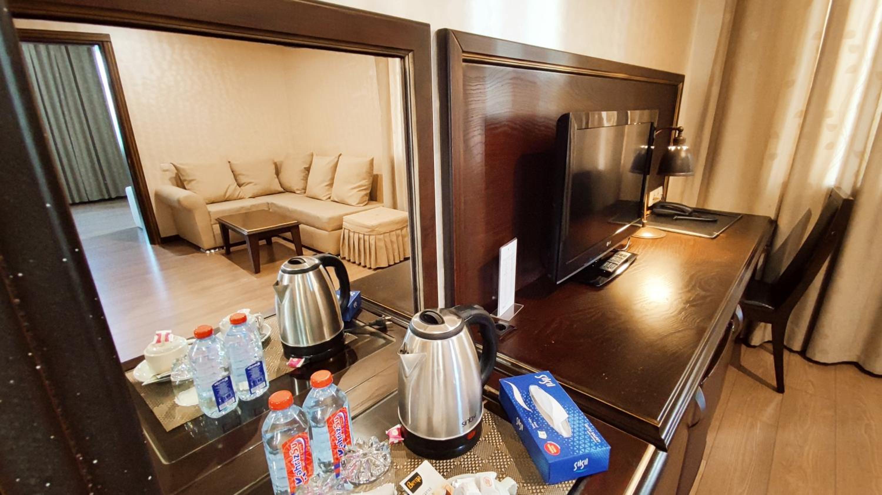 Deluxe Double or Twin Room with Balcony photo 1