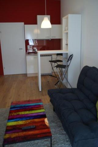 One-Bedroom Apartment photo 2