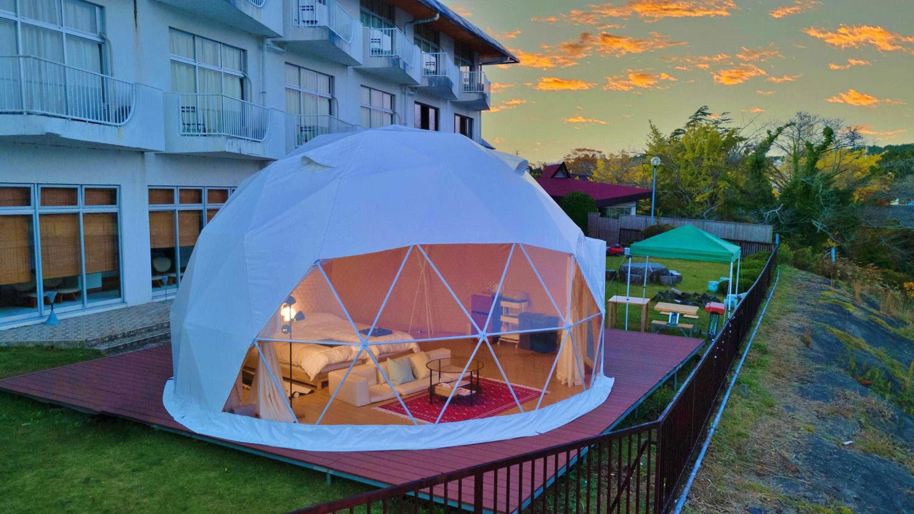 Glamping Dome with lake view photo 1