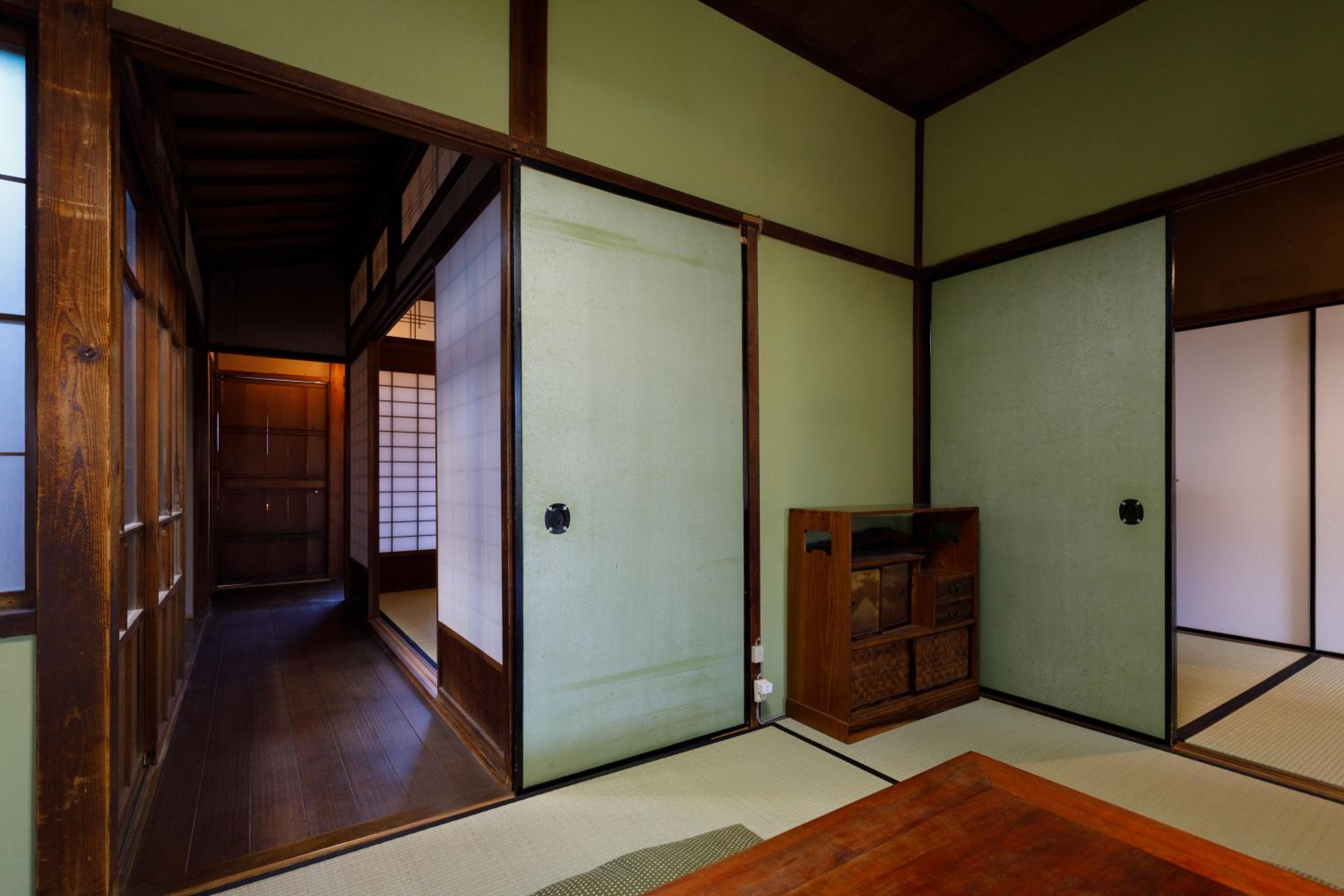 Holiday Home with  Japanese Garden - Photo 18