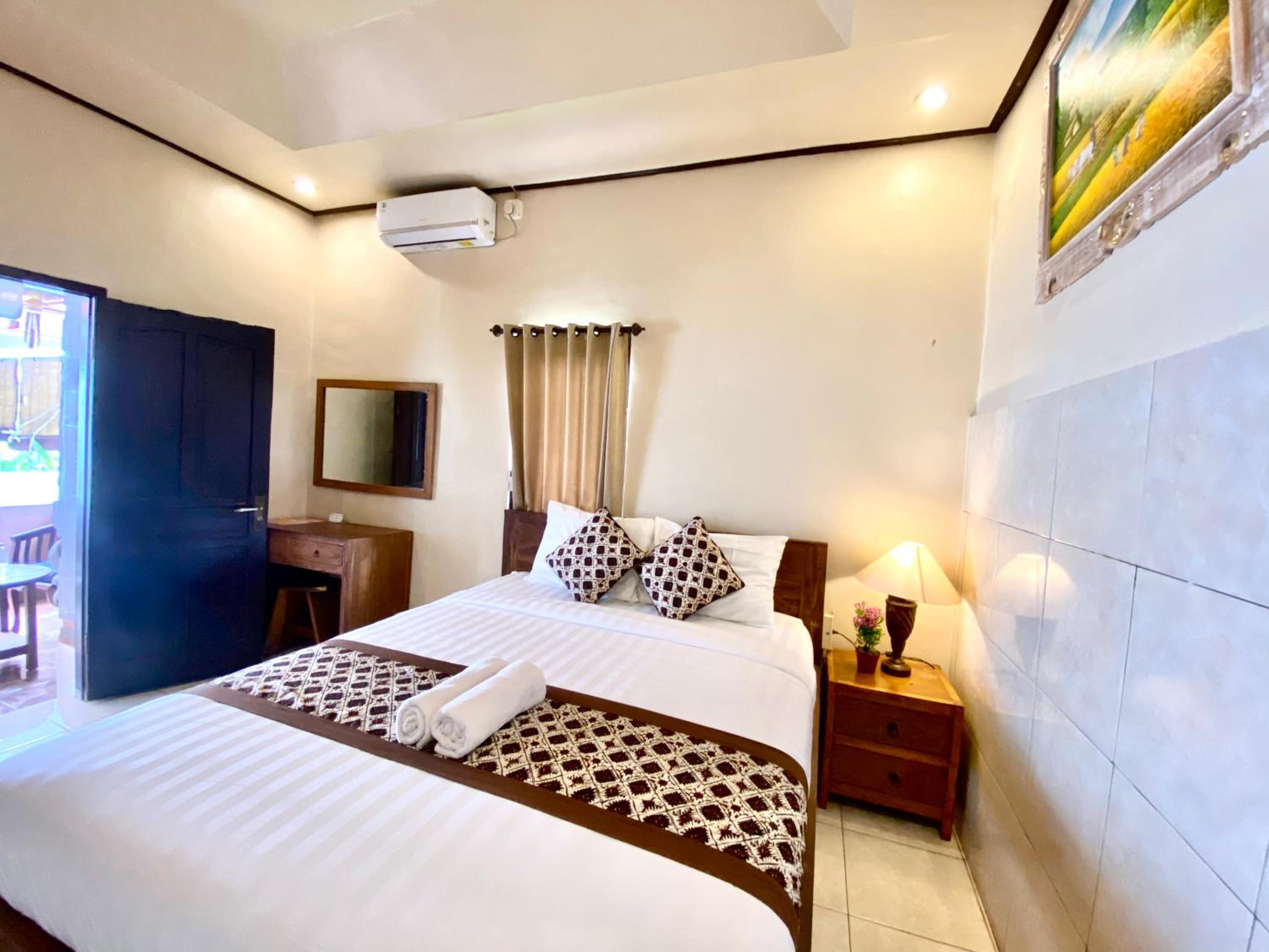 Double Room with Balcony - Photo 27