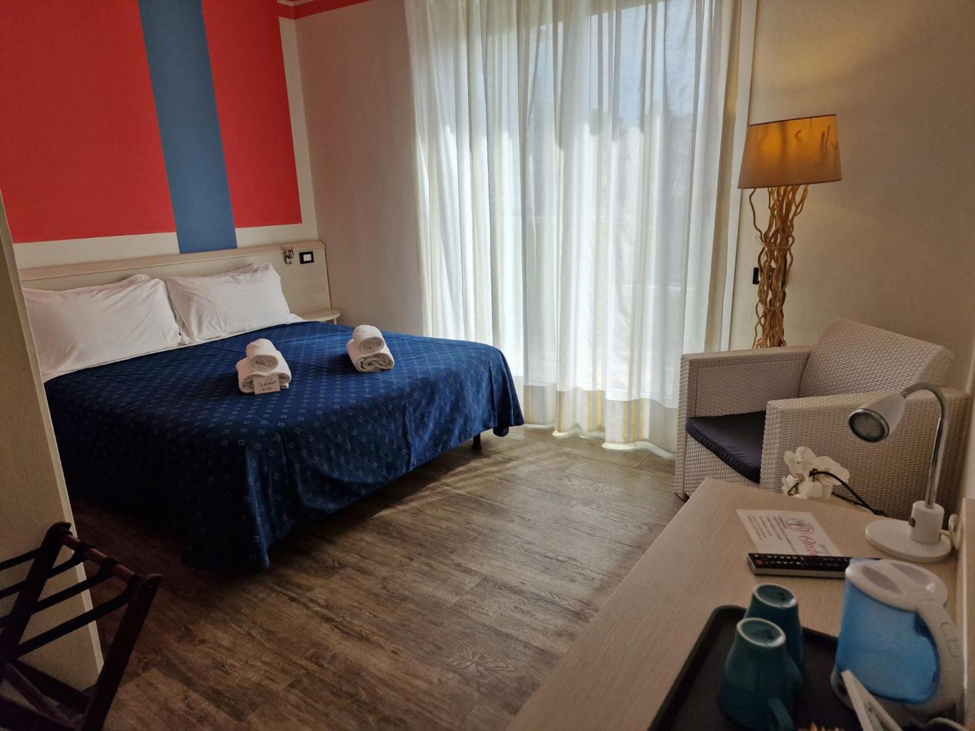 Triple Room - Photo 7