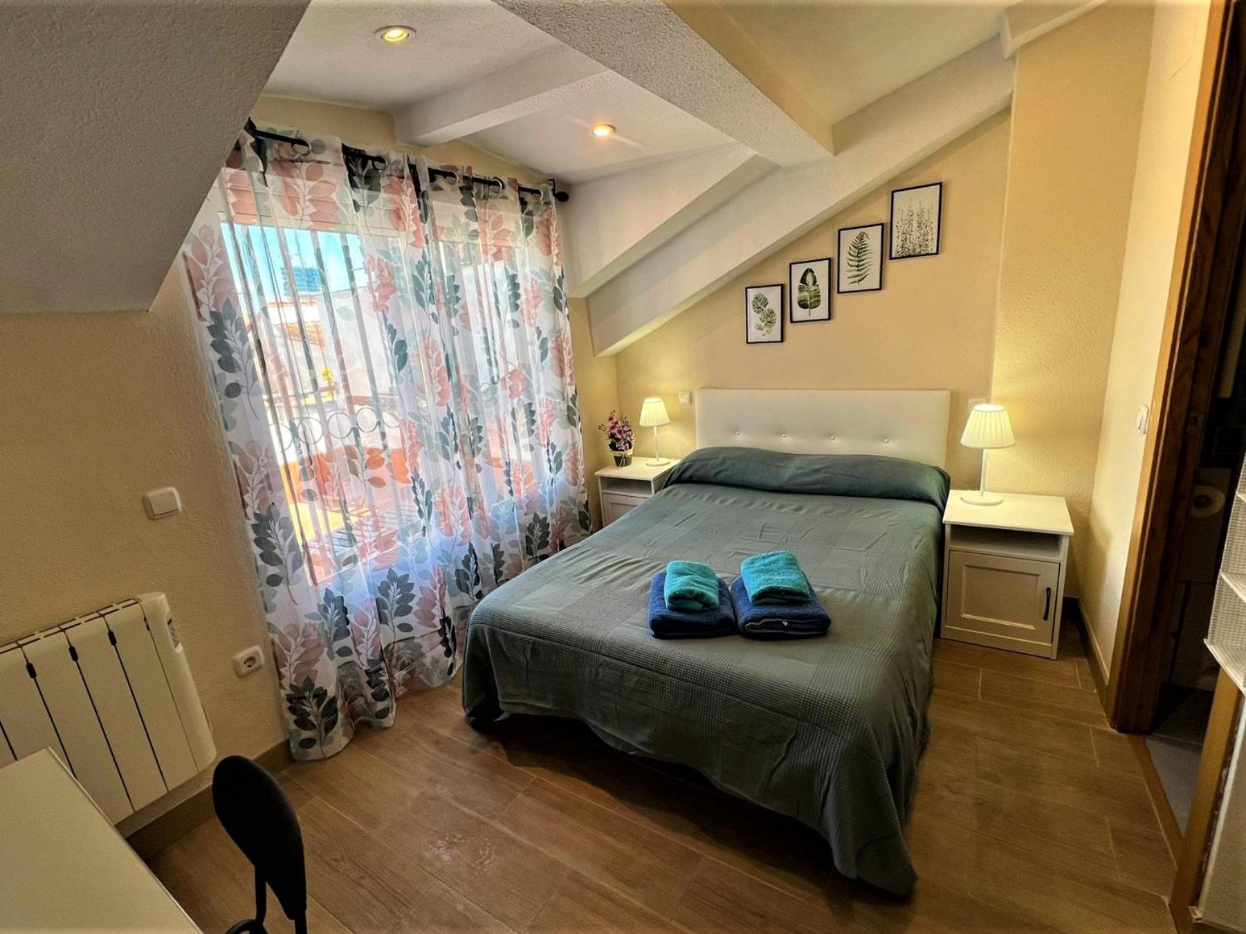 Double Room with Private Bathroom photo 2