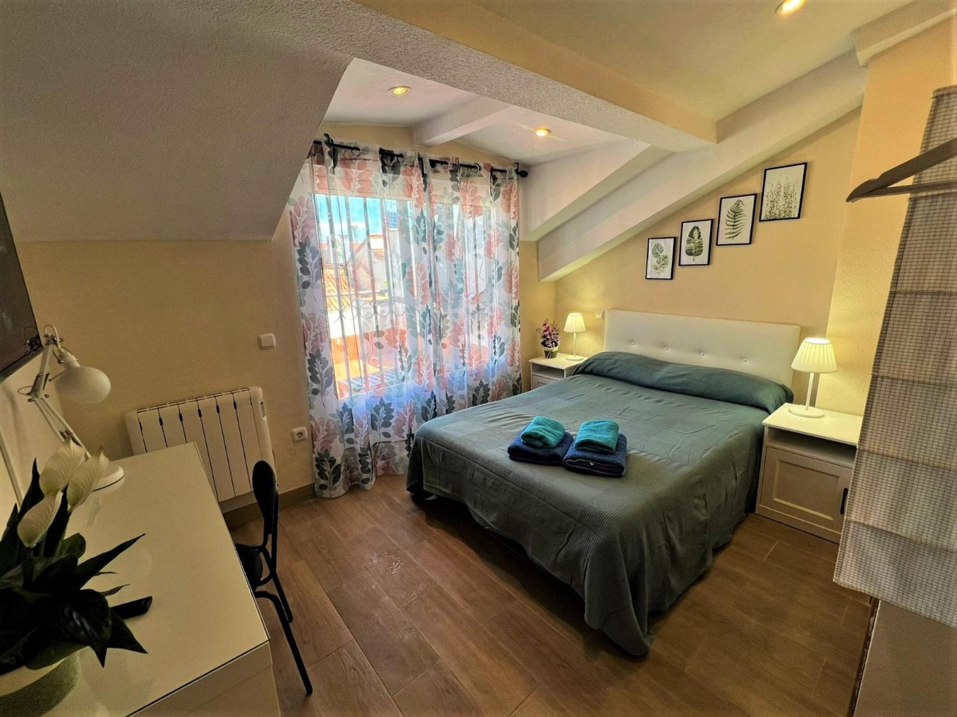 Habitación Doble con Baño Privado