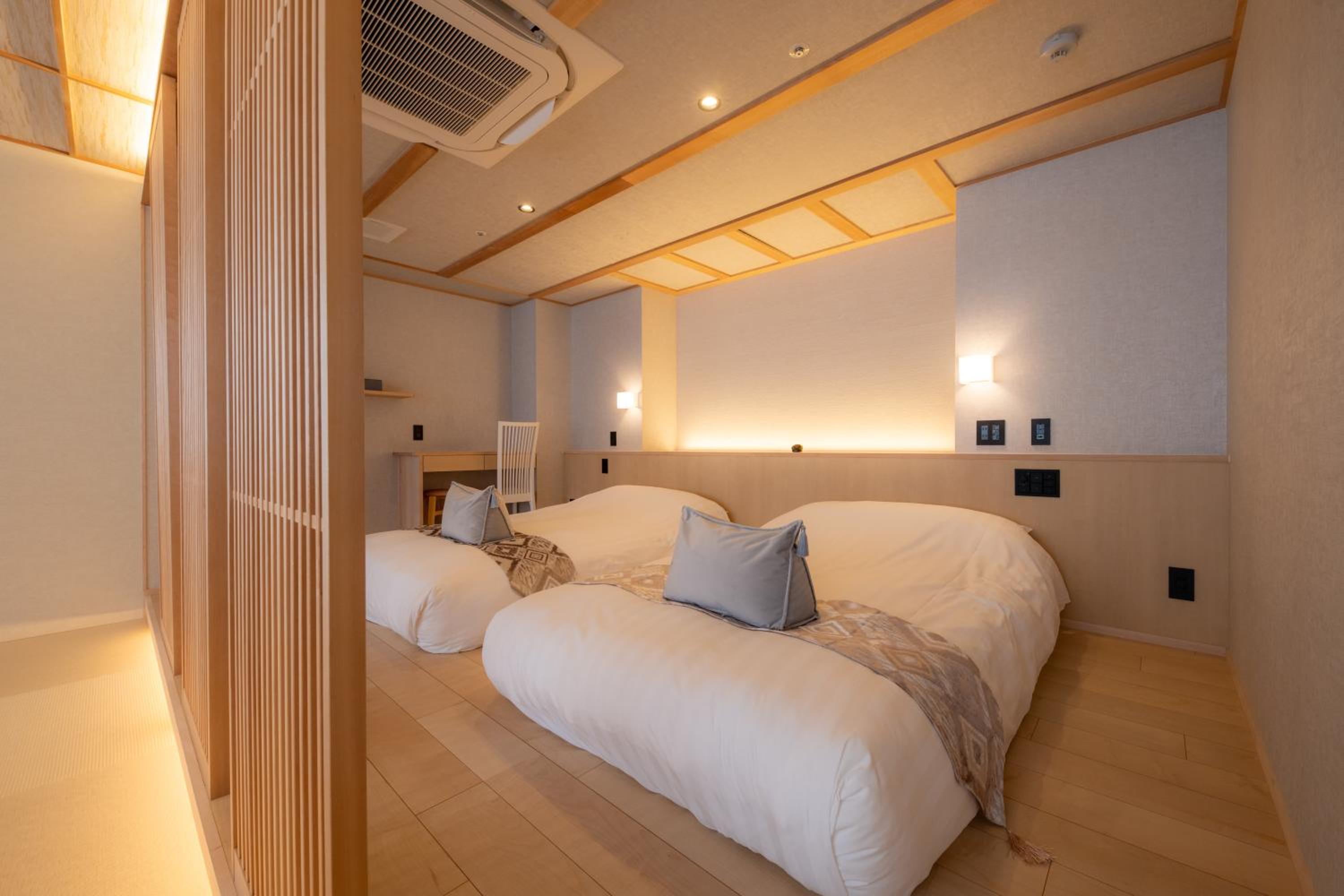 Suite with Spa Bath