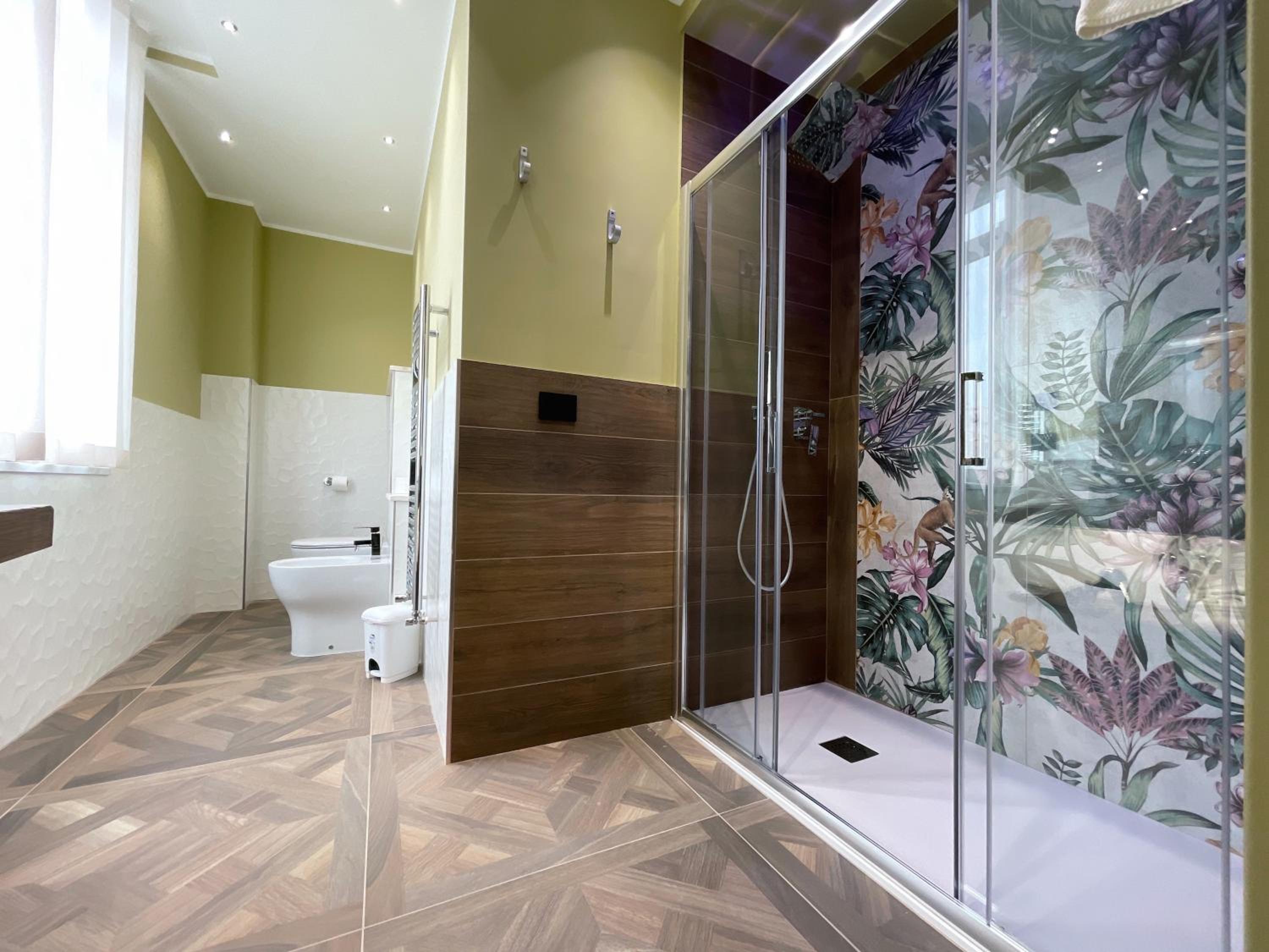 Deluxe Double Room with Bath photo 3