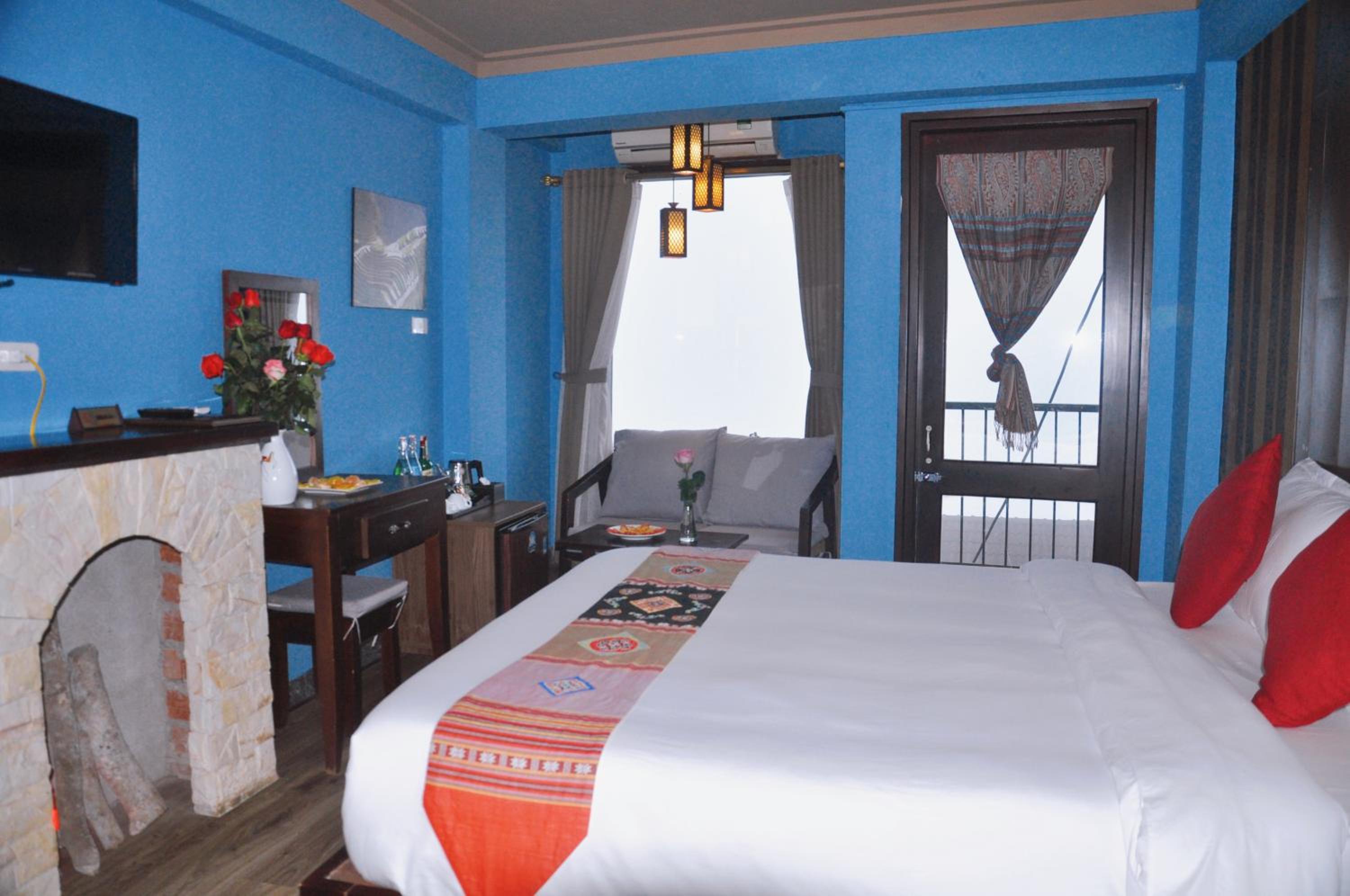 Superior Double or Twin Room with City View photo 3