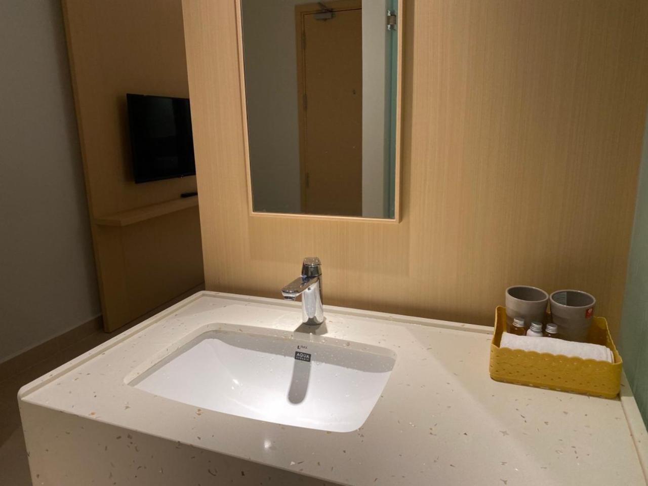 Superior Twin Room With Sea View photo 2