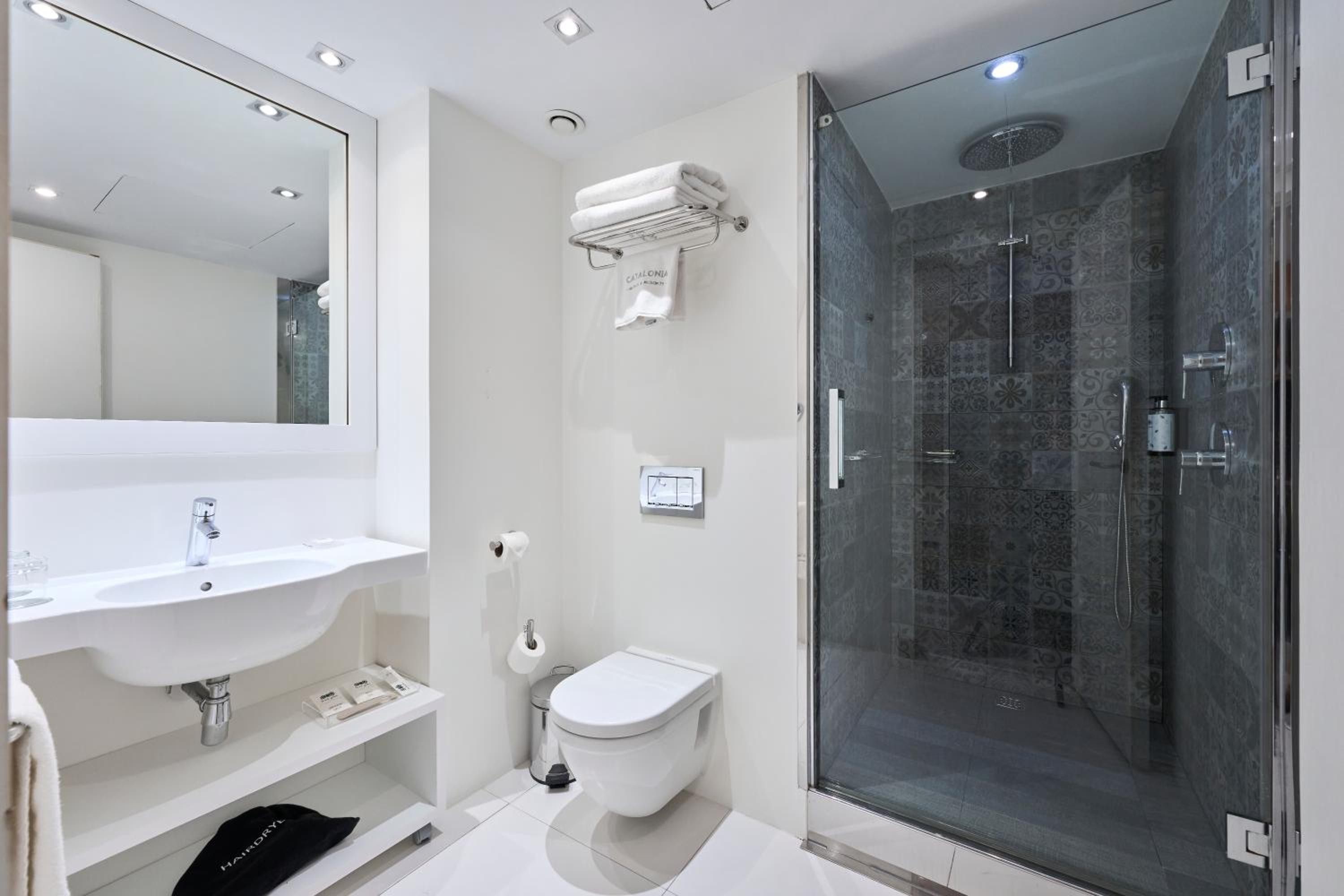 Double Room with Street View photo 3