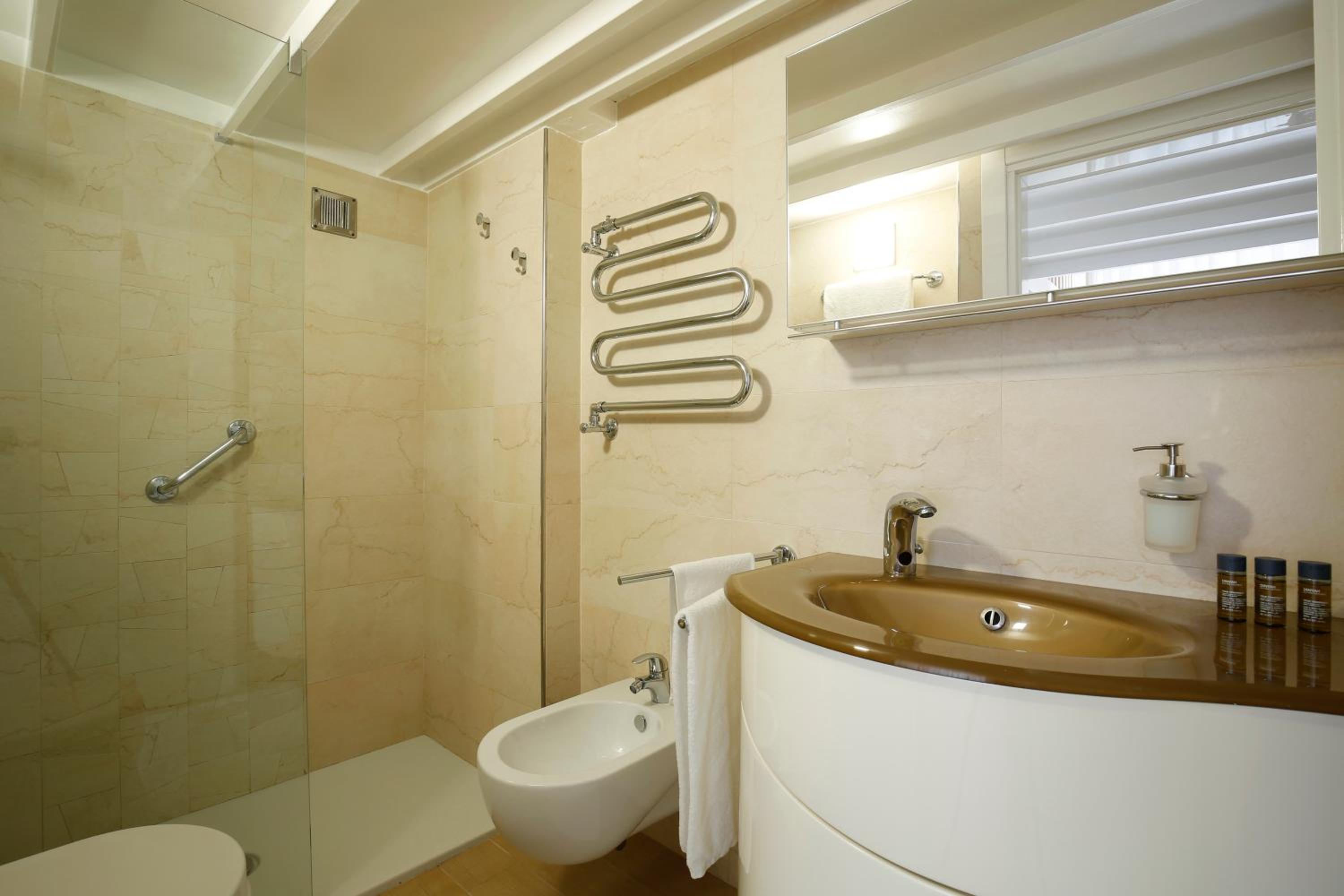 Apartment with Terrace - Split Level photo 3