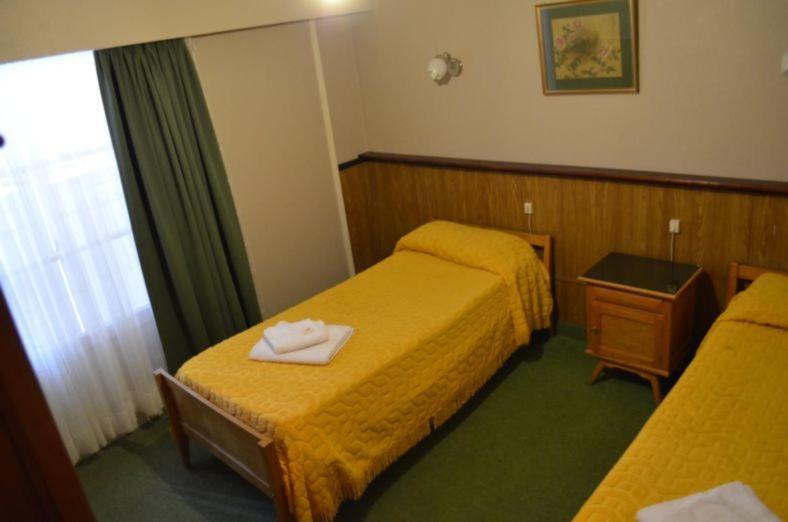 Economy Twin Room
