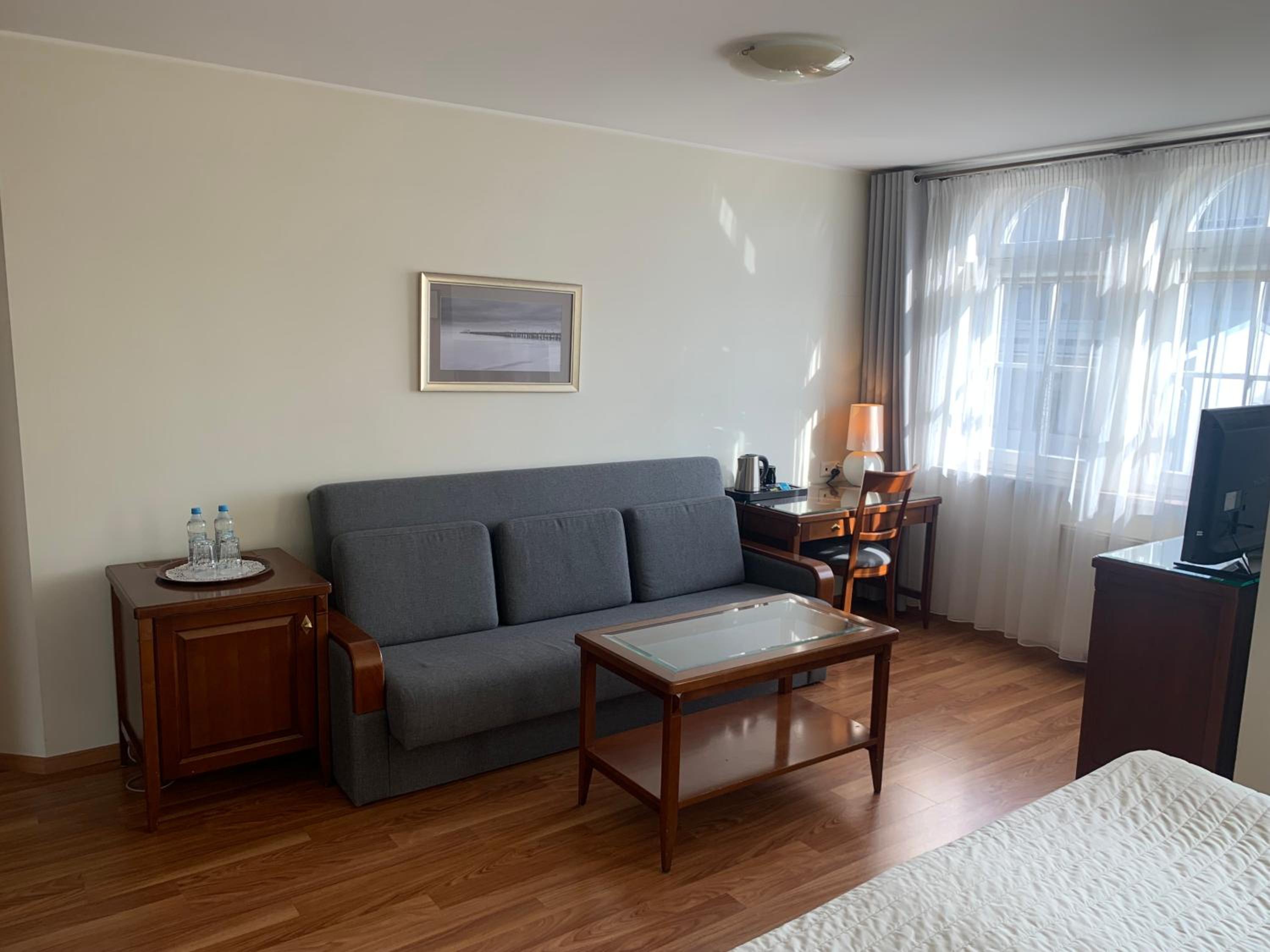Deluxe Double or Twin Room - Photo 4