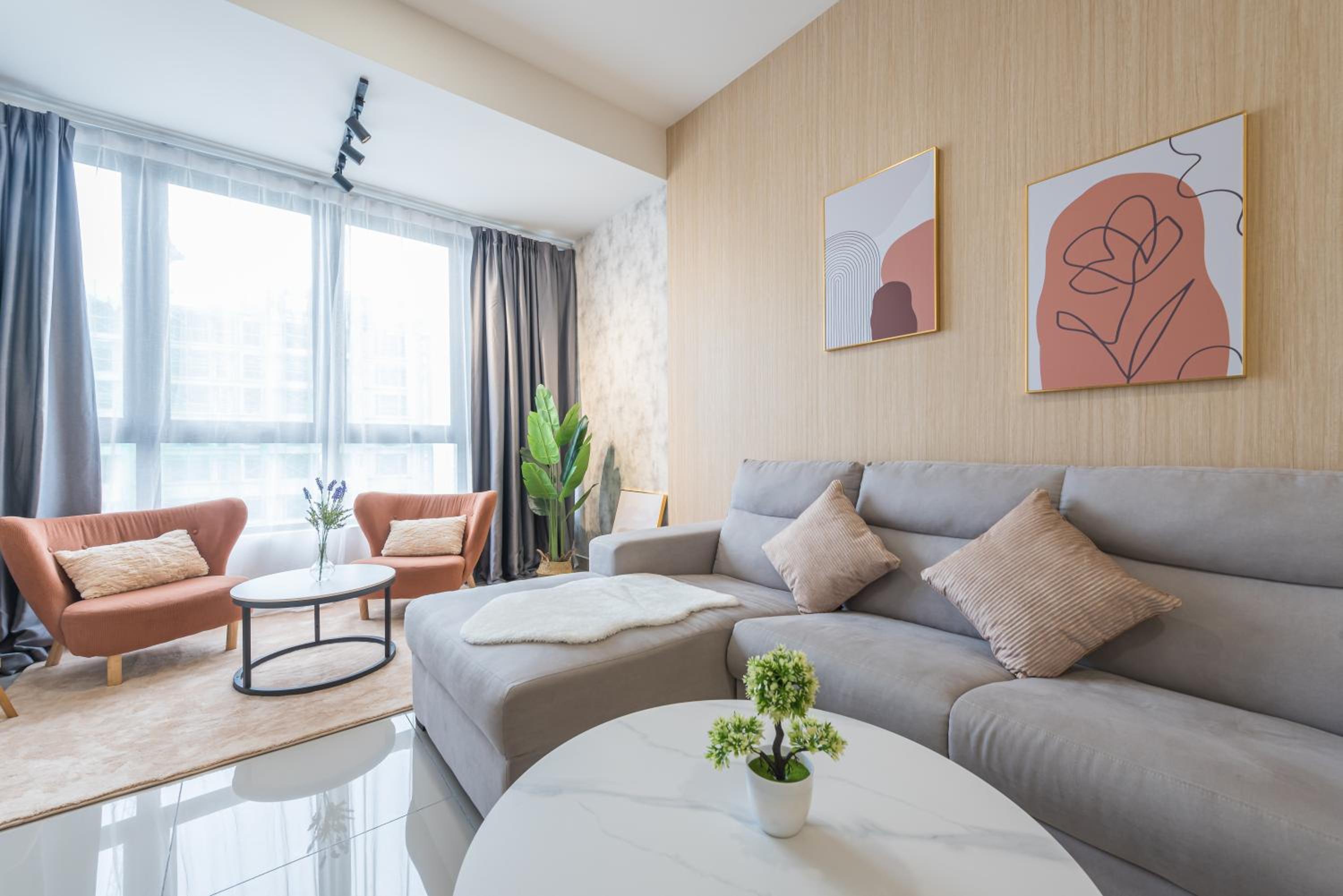 Deluxe Family Room photo 1