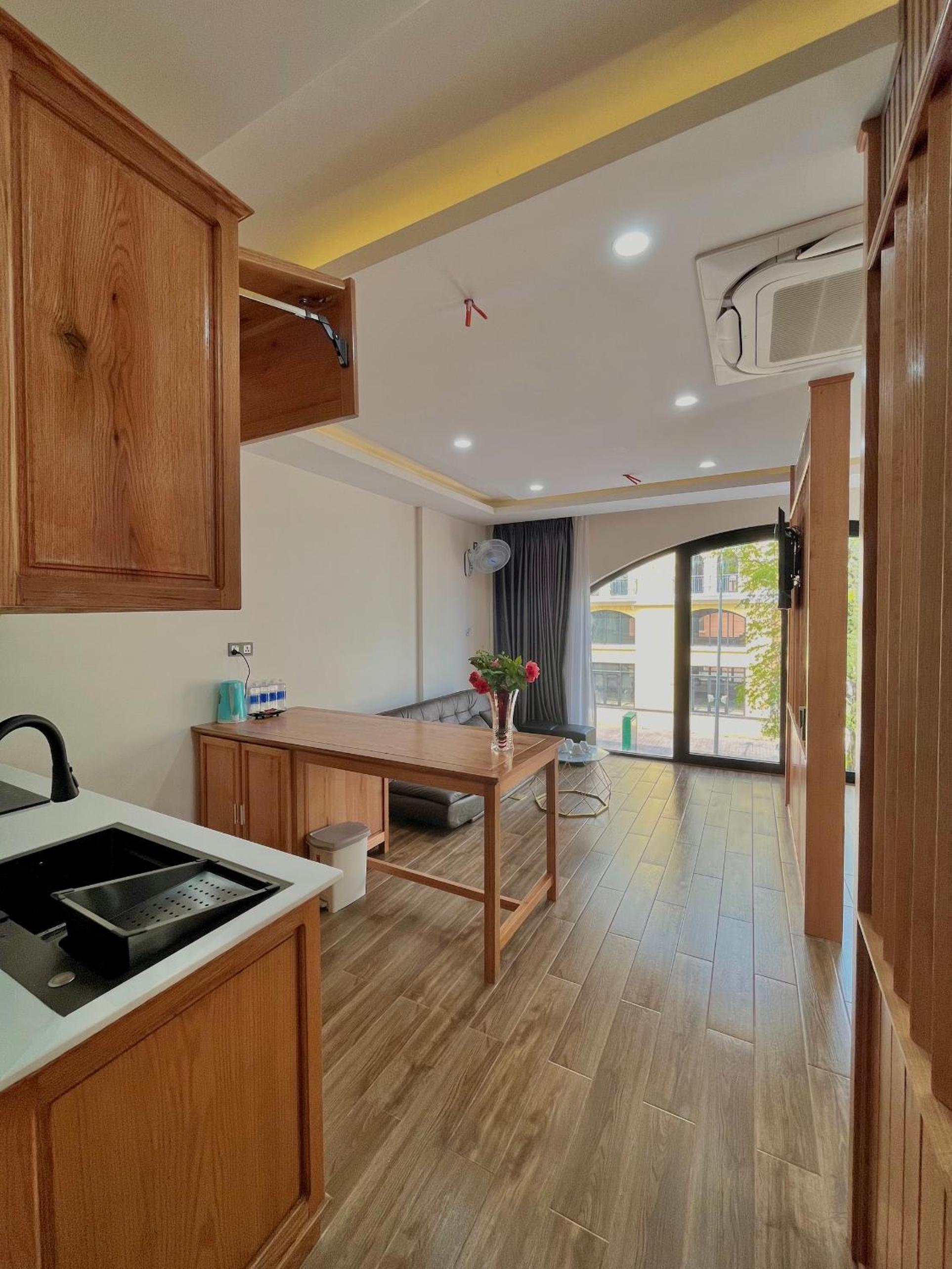 Family Room - Photo 3