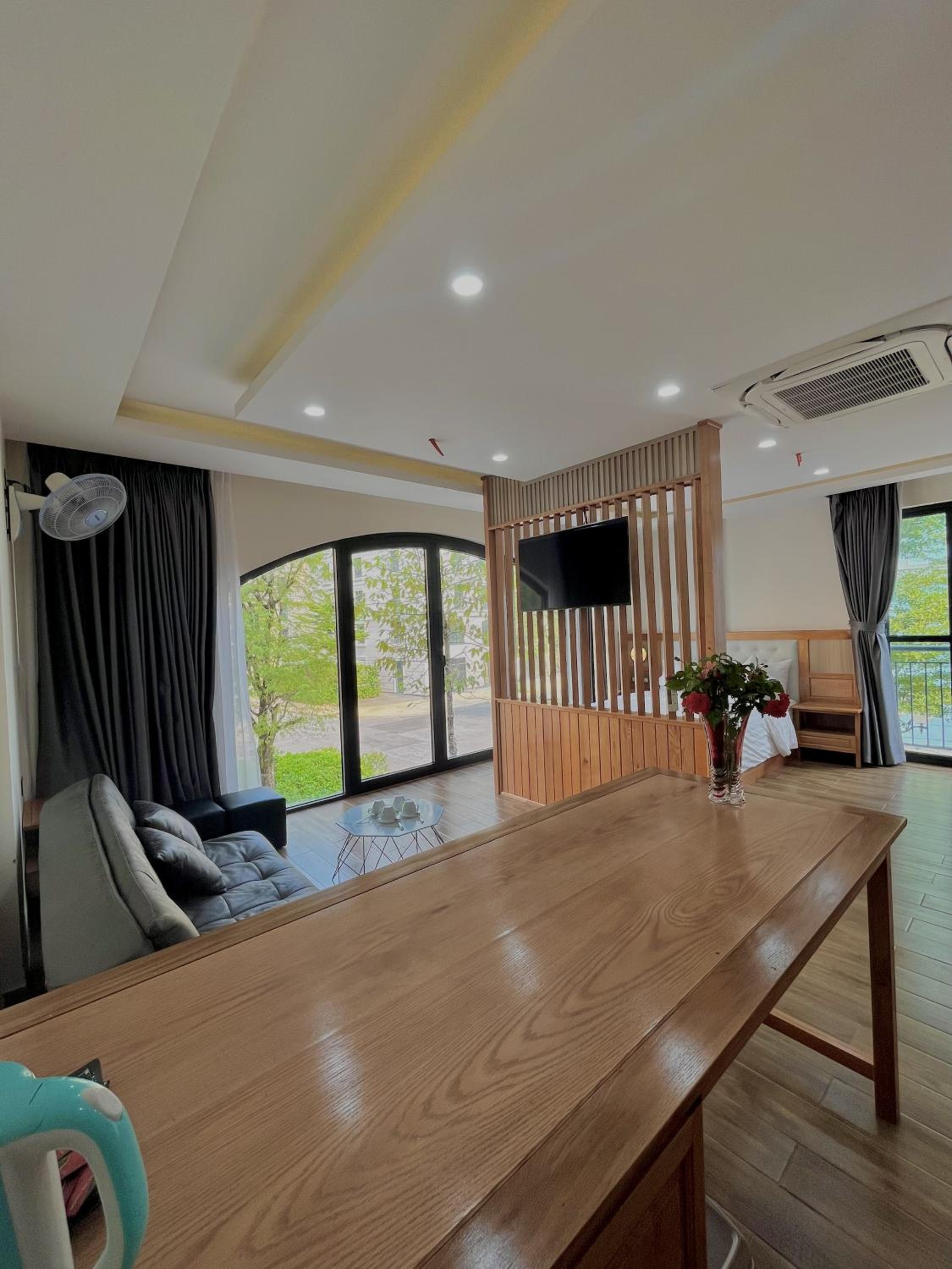 Family Room - Photo 9