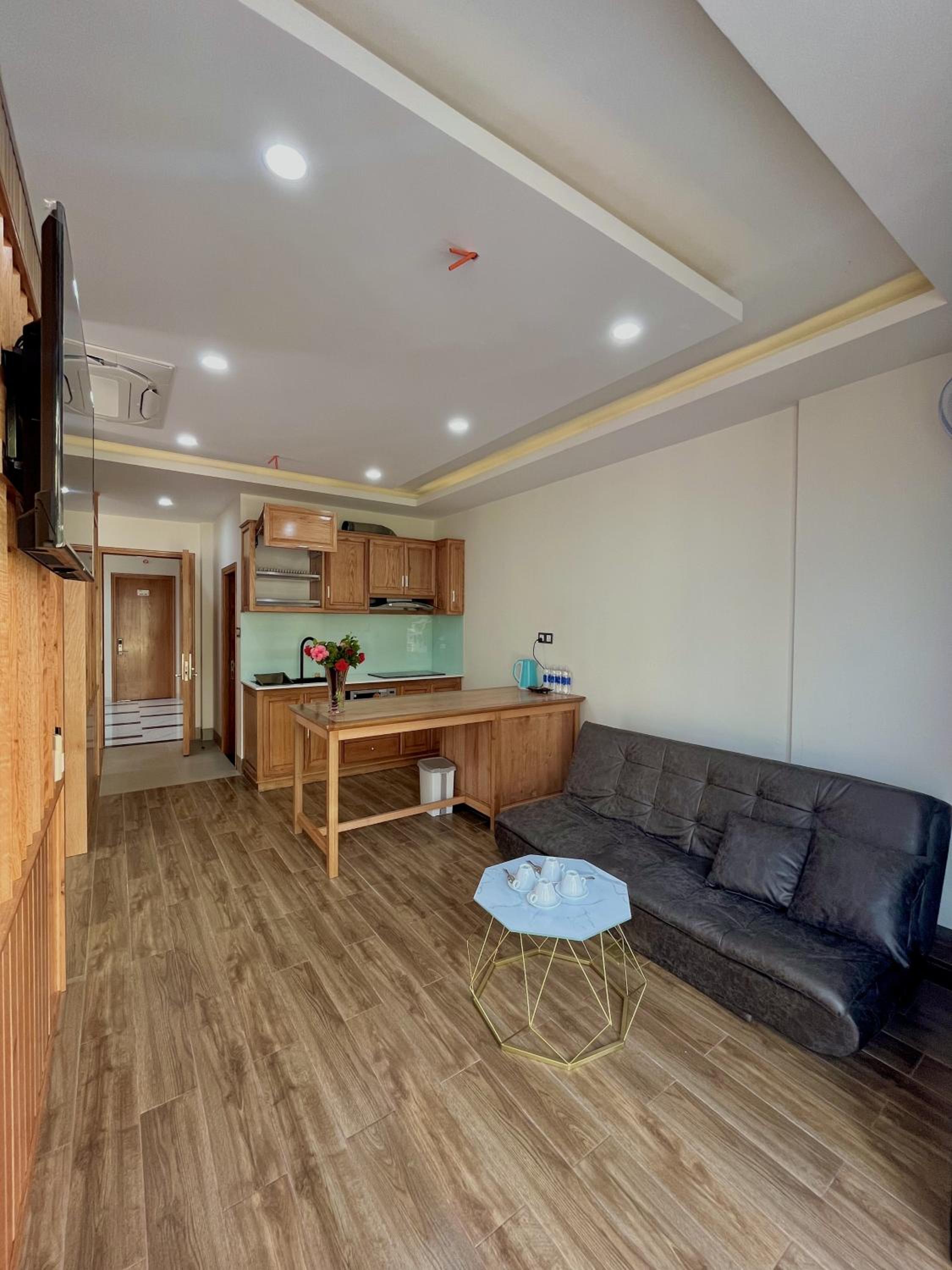 Family Room - Photo 12