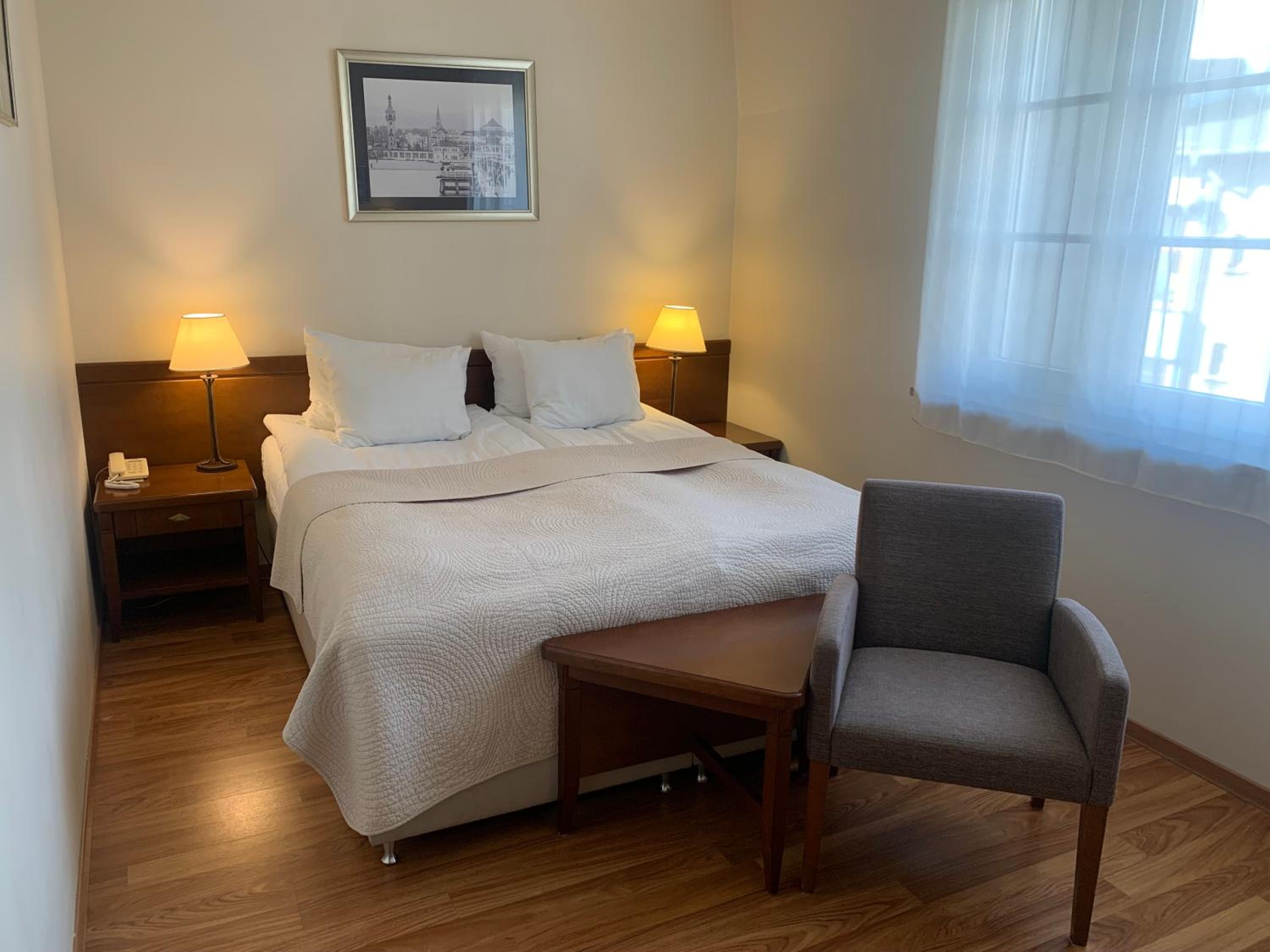 Double Room - Photo 4
