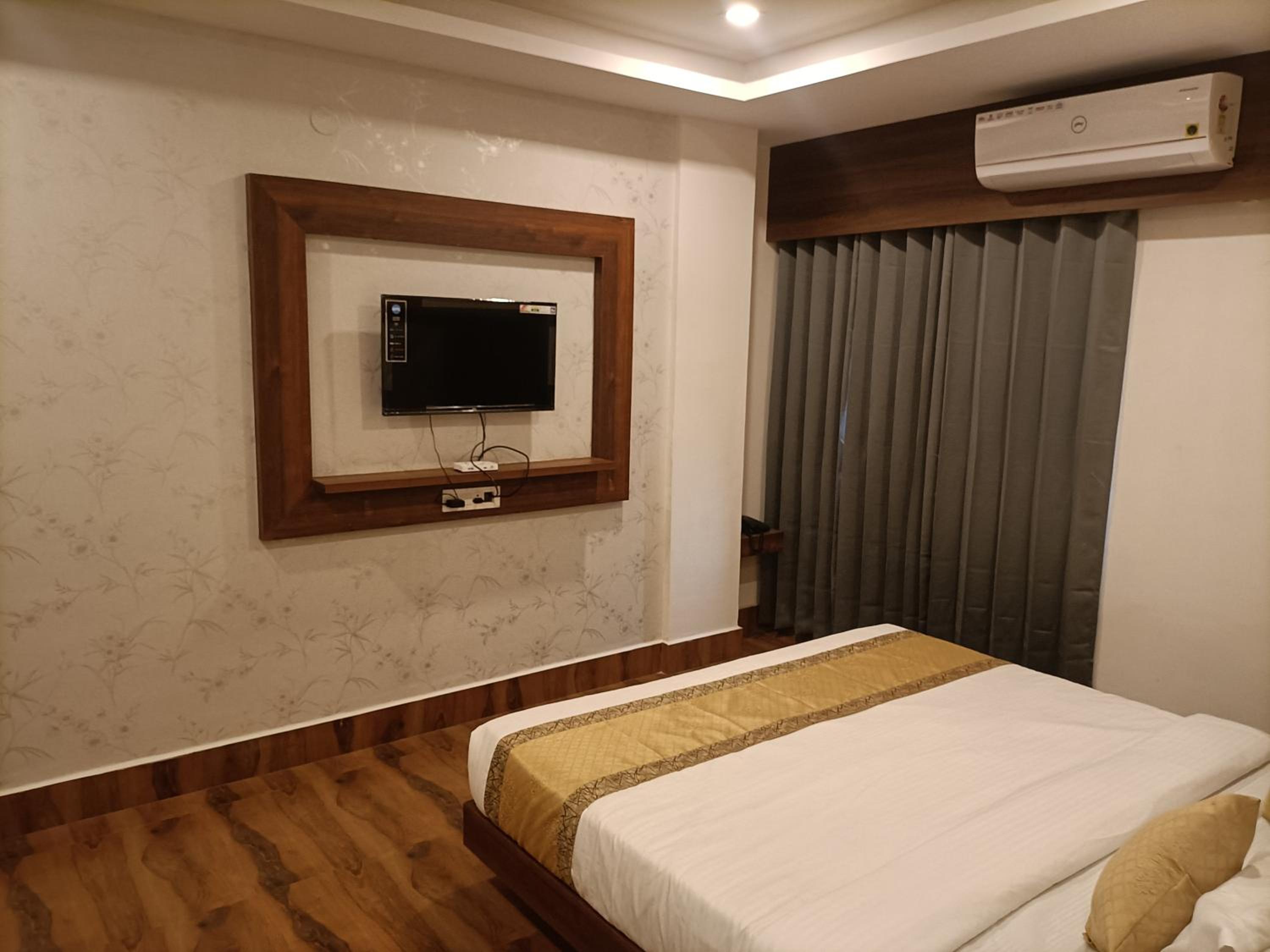 Deluxe Double Room photo 3
