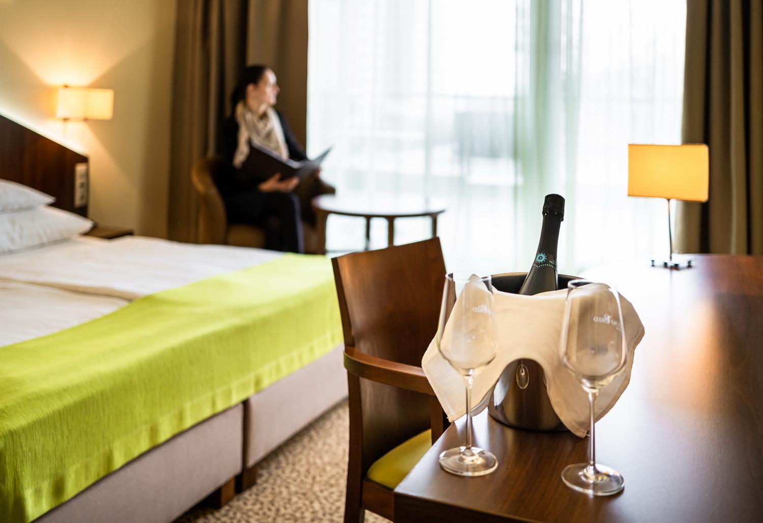 Deluxe Double Room with Balcony - Photo 3