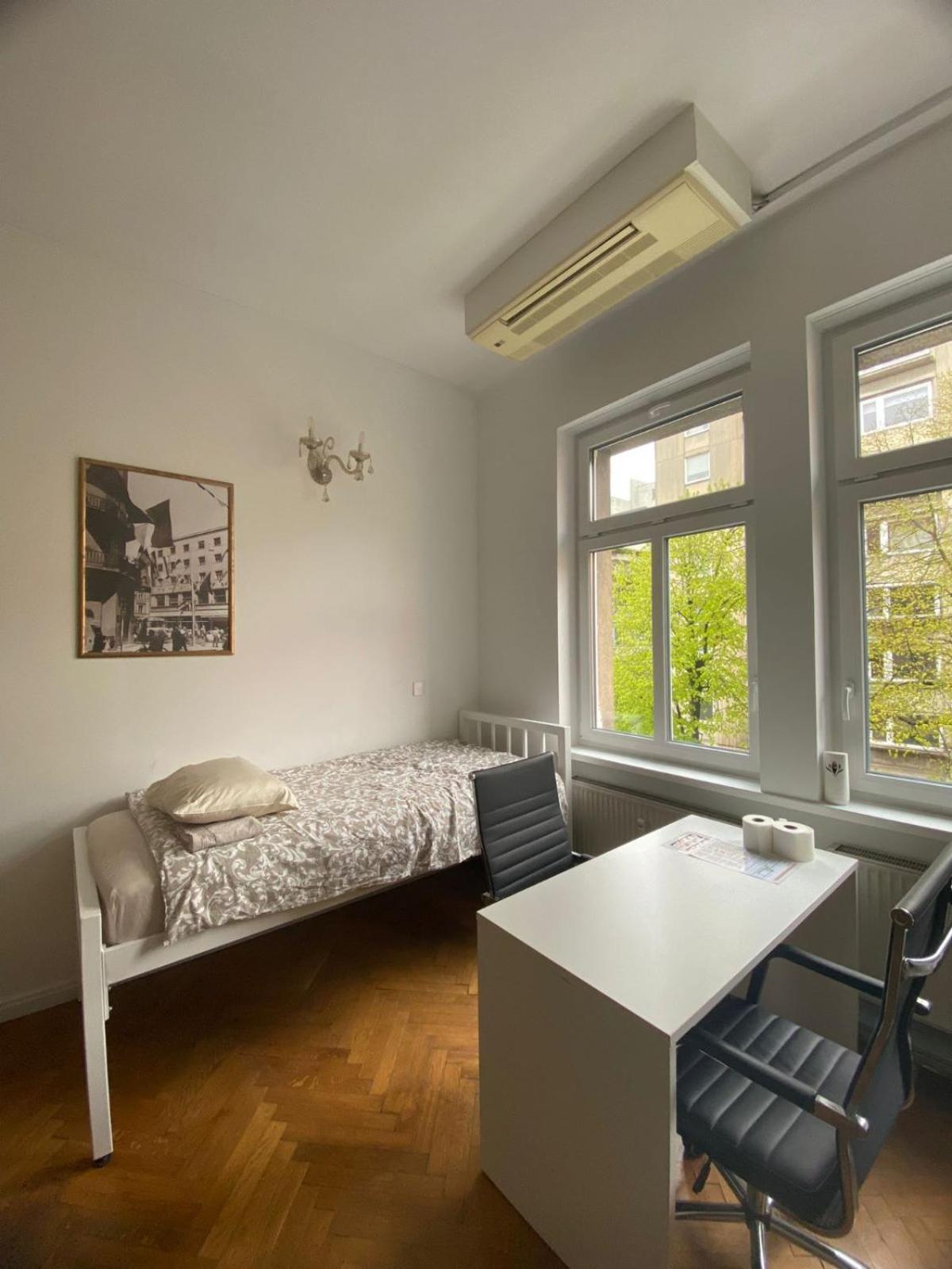 Quintuple Room with Balcony - Photo 30