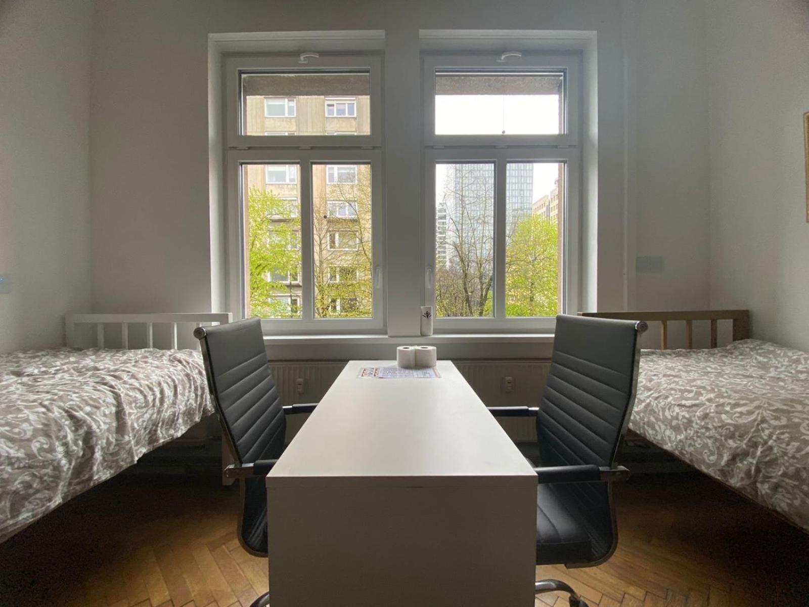 Quintuple Room with Balcony - Photo 8