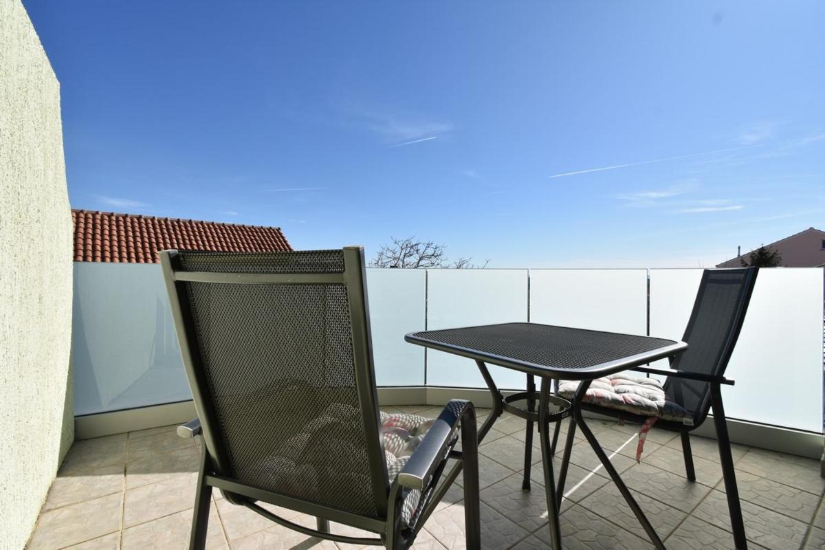Apartment with Terrace photo 3
