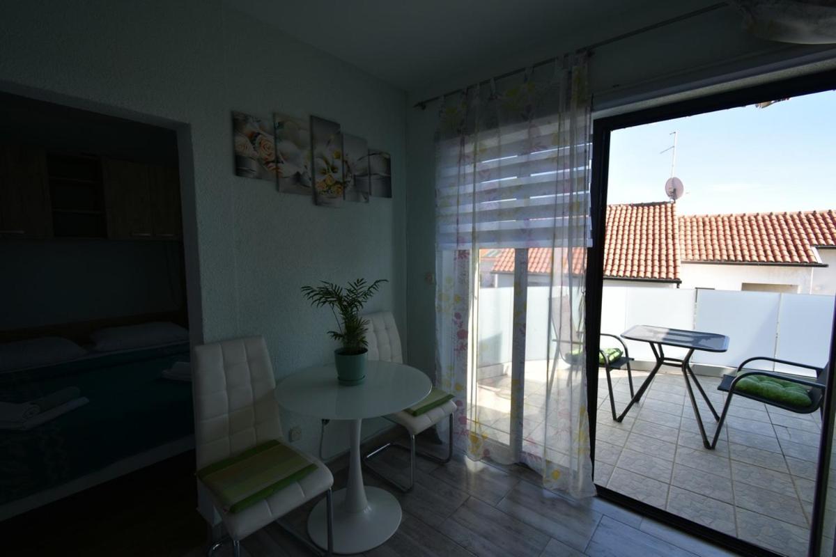 Apartment with Sea View photo 3