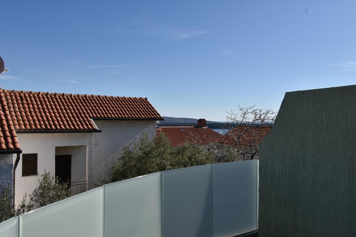Apartment with Sea View photo 2