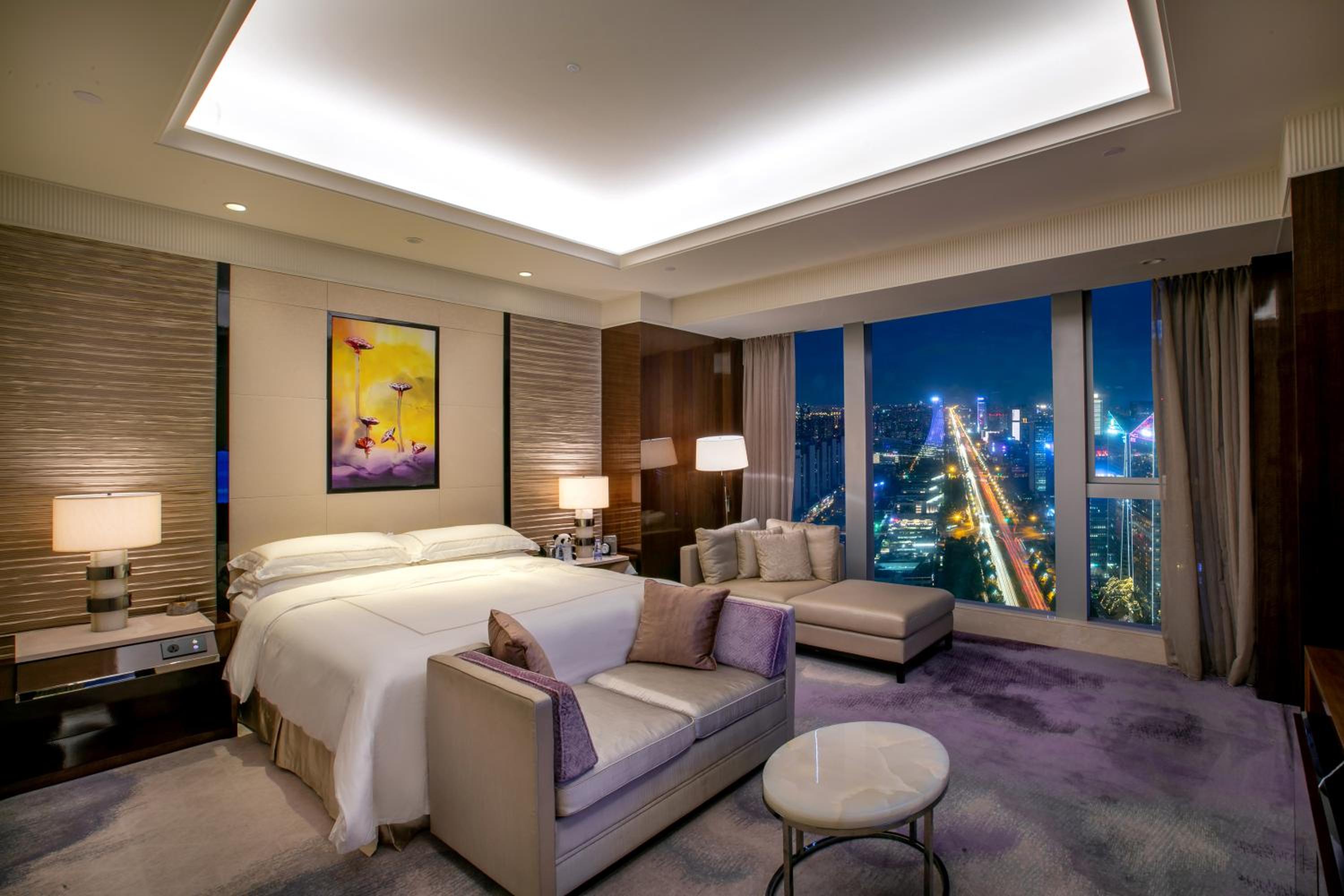 One Bedroom Suite Smoking