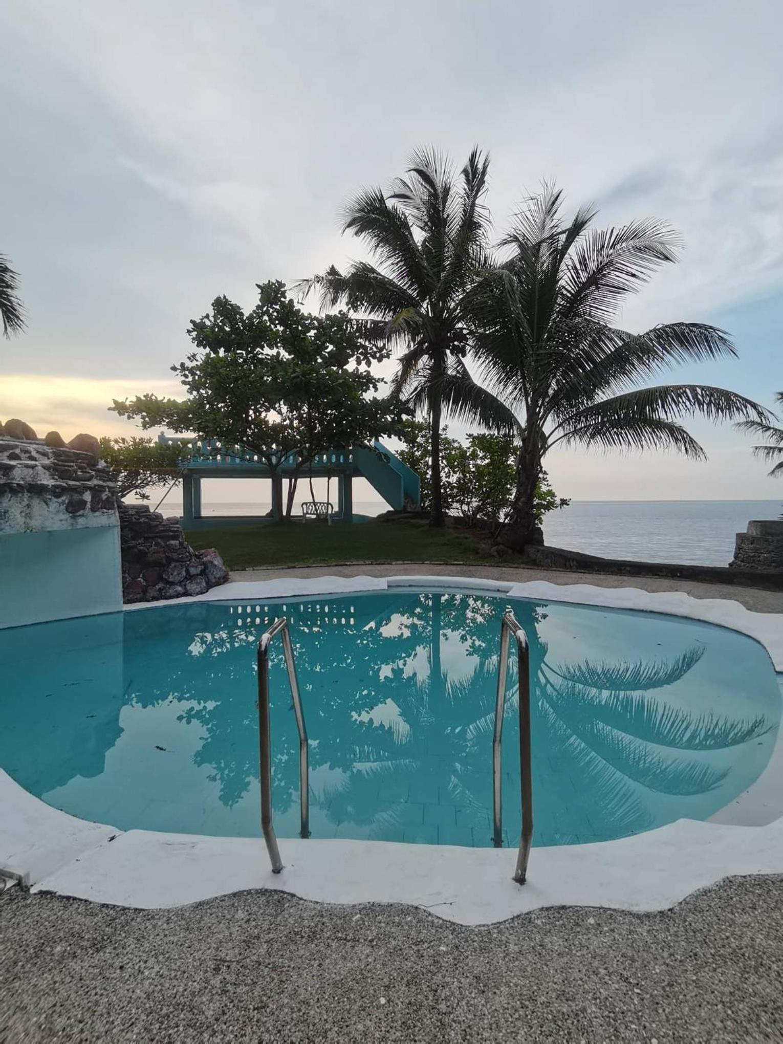 Bungalow - Beach Front photo 3